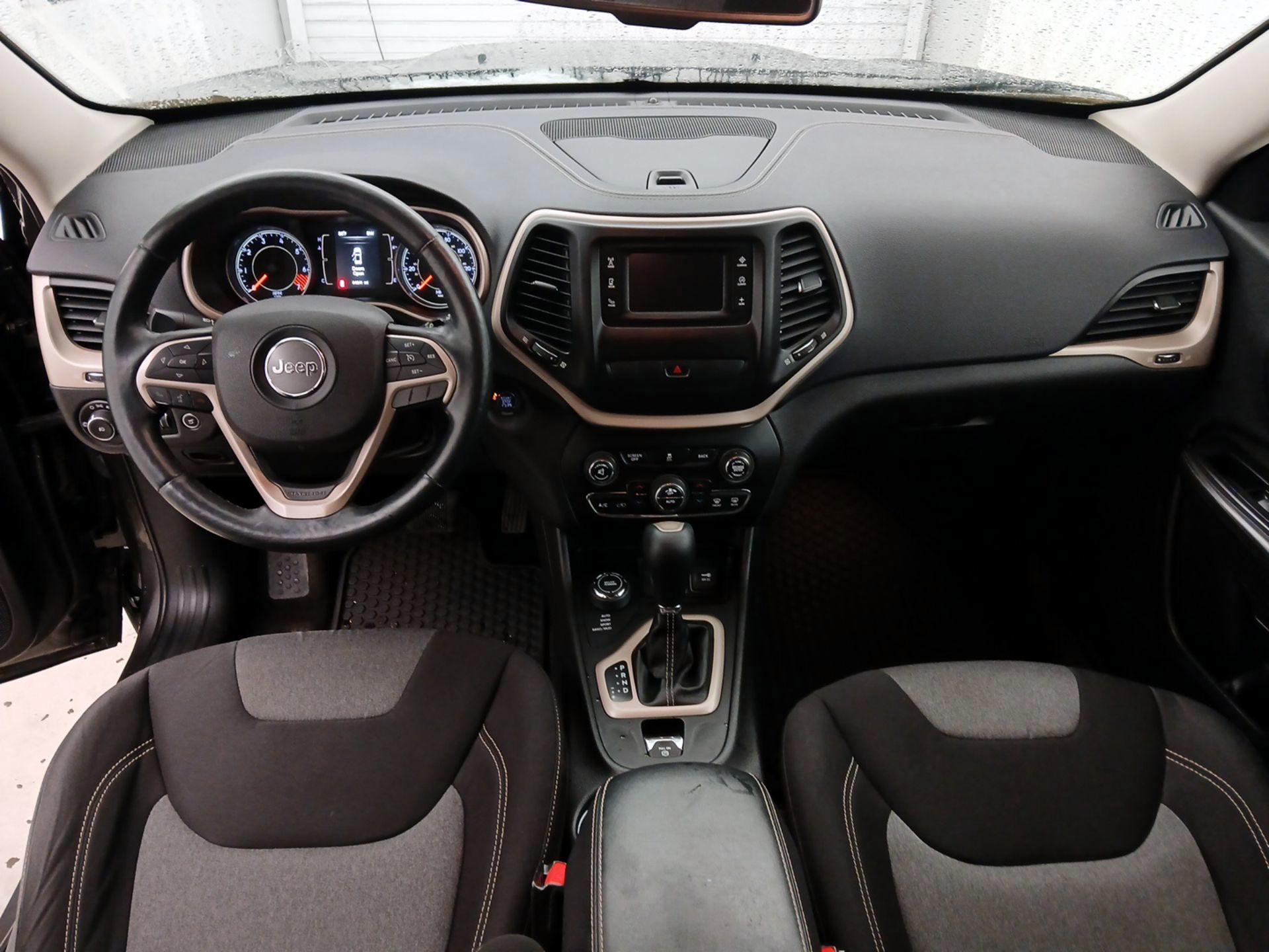 Thumbnail: 2014 Jeep Cherokee - 9