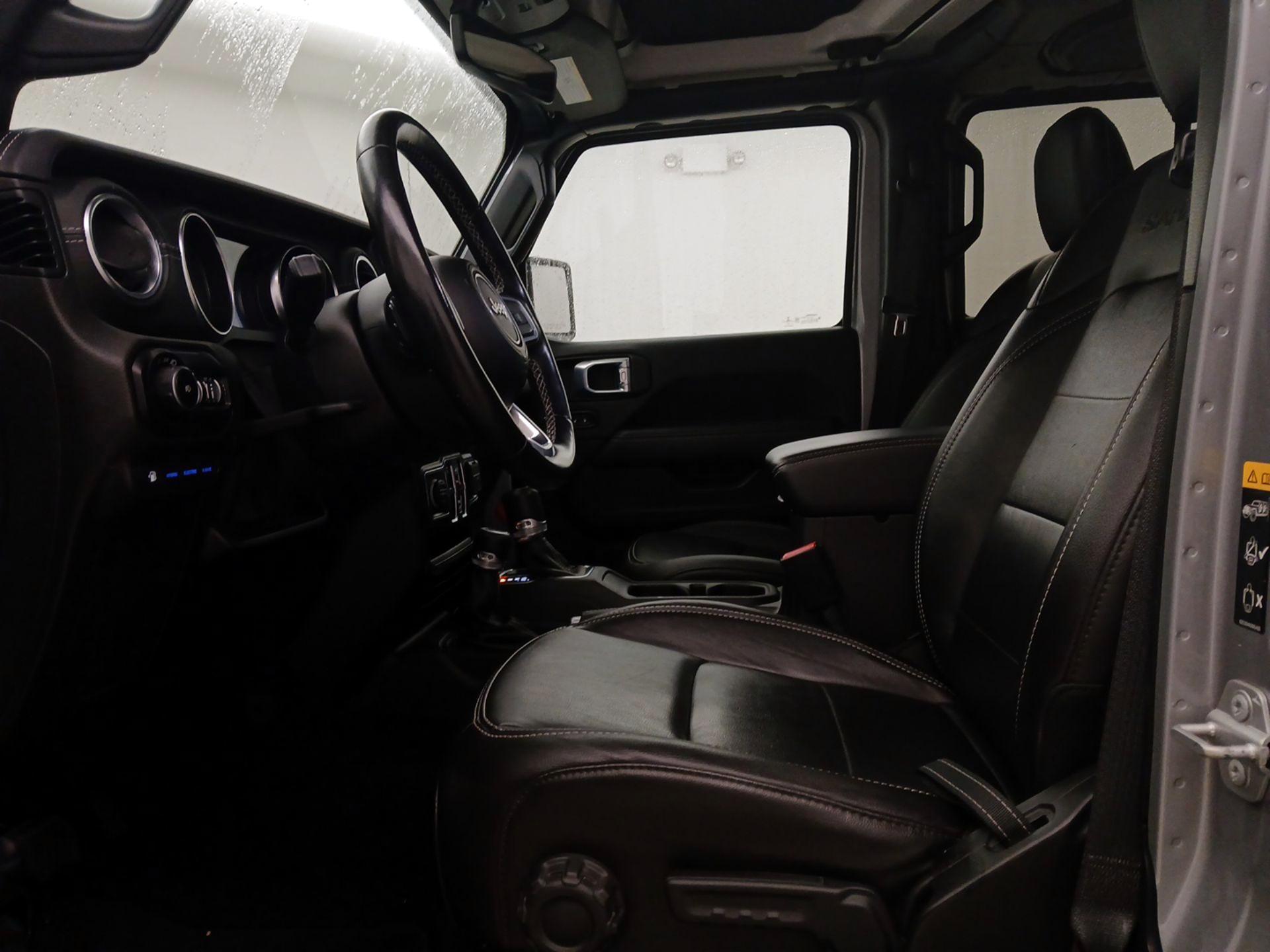 Thumbnail: 2021 Jeep Wrangler - 11