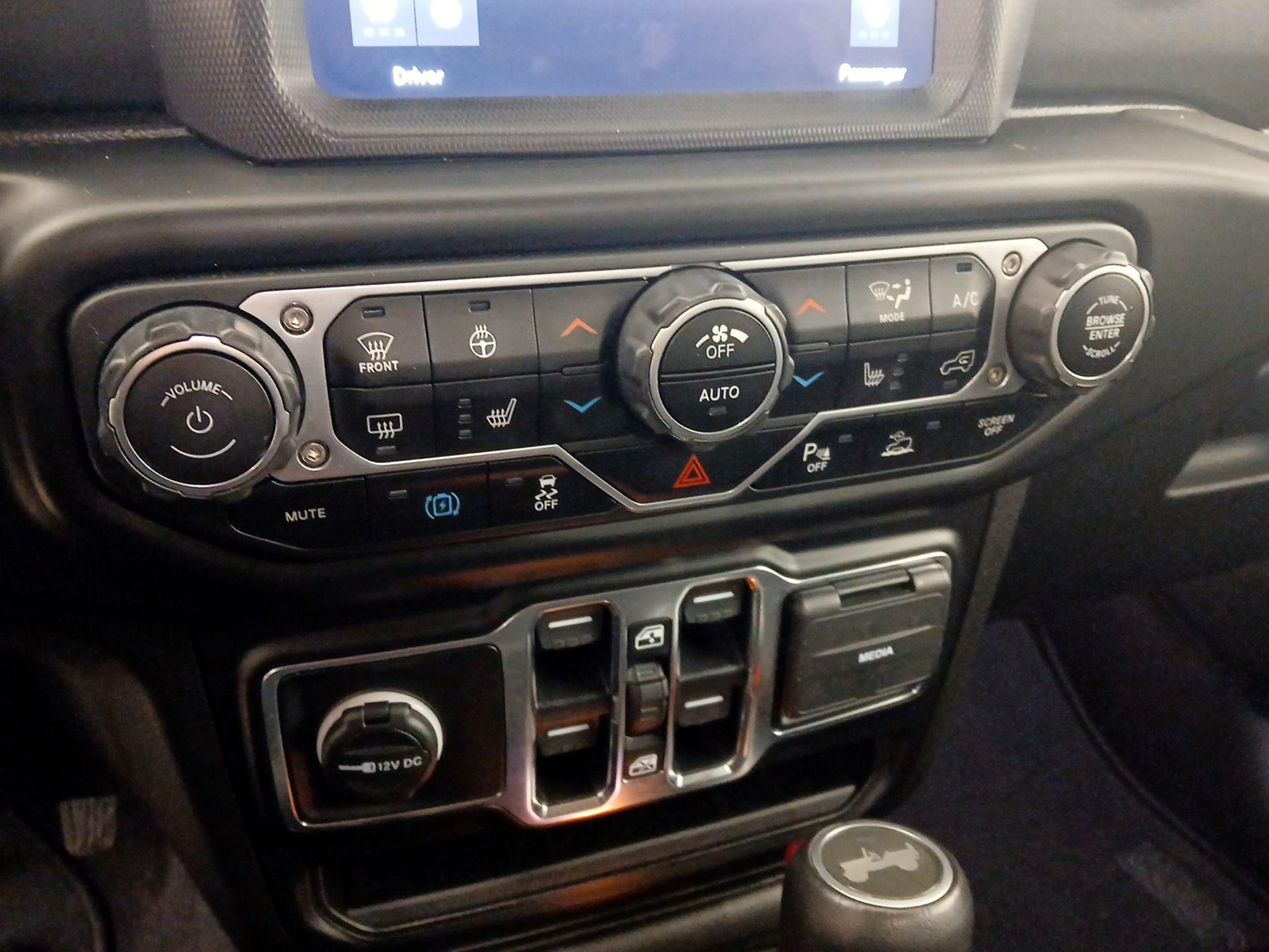 Thumbnail: 2021 Jeep Wrangler - 17