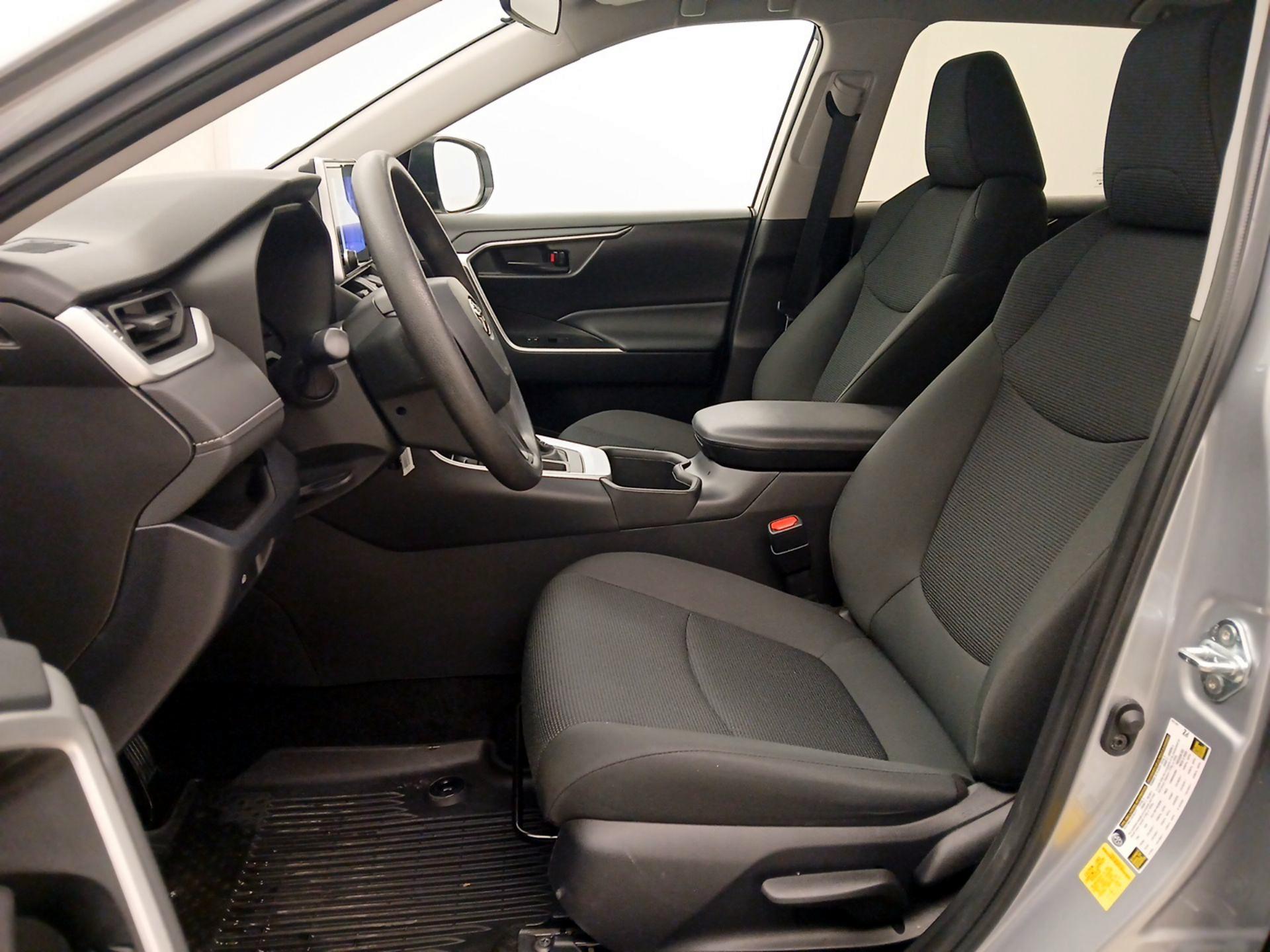 Thumbnail: 2023 Toyota RAV4 - 11