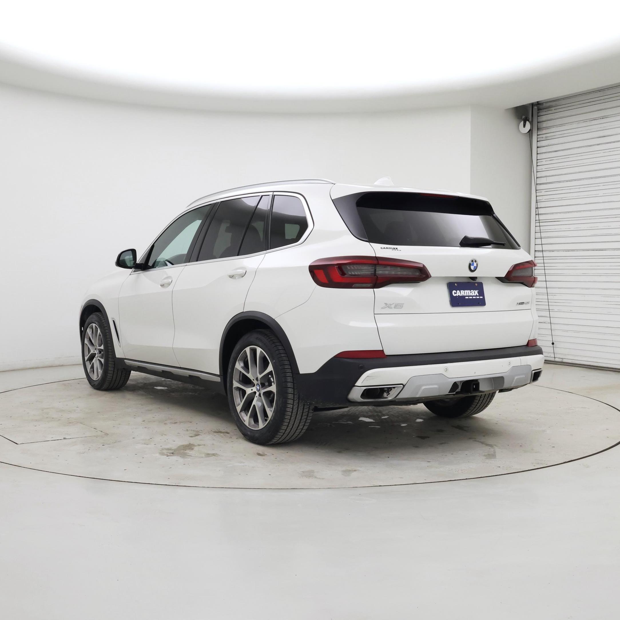 Thumbnail: 2022 BMW X5 - 2