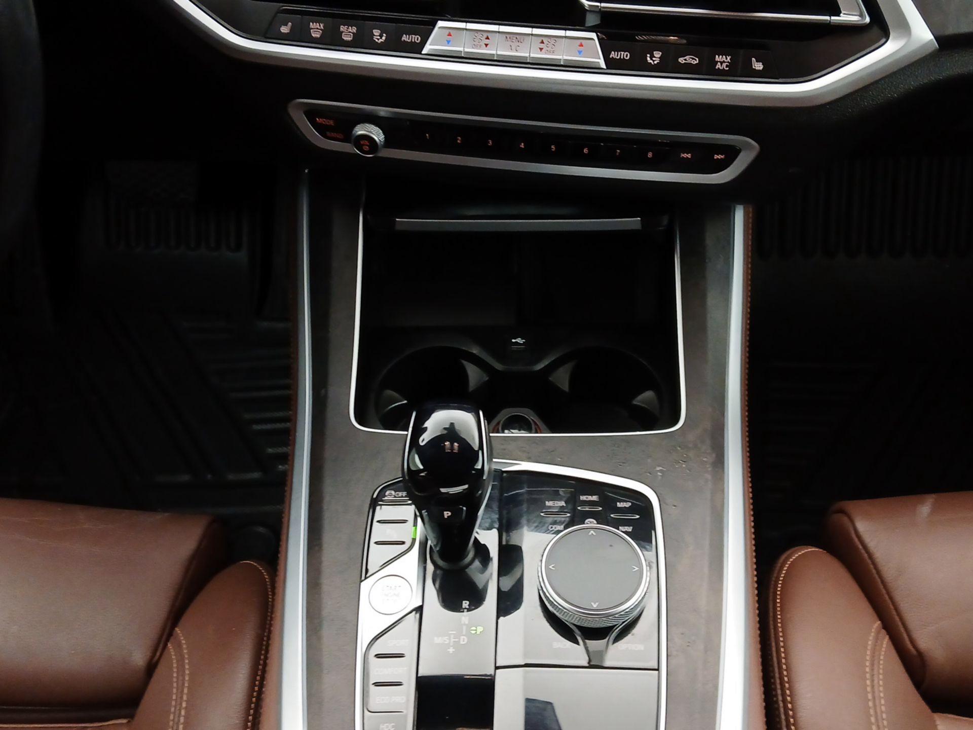 Thumbnail: 2022 BMW X5 - 19