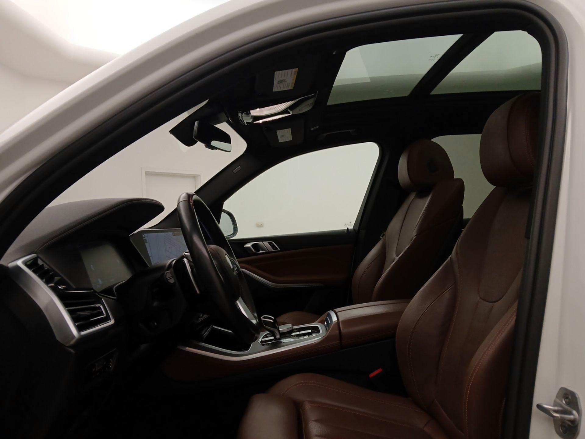 Thumbnail: 2022 BMW X5 - 20