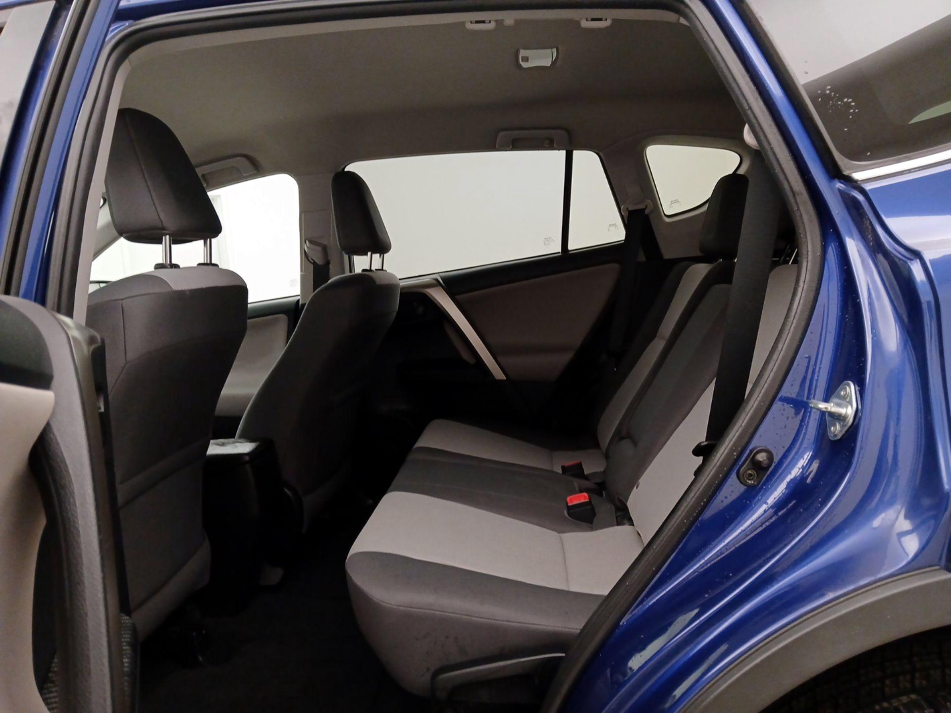 Thumbnail: 2014 Toyota RAV4 - 19