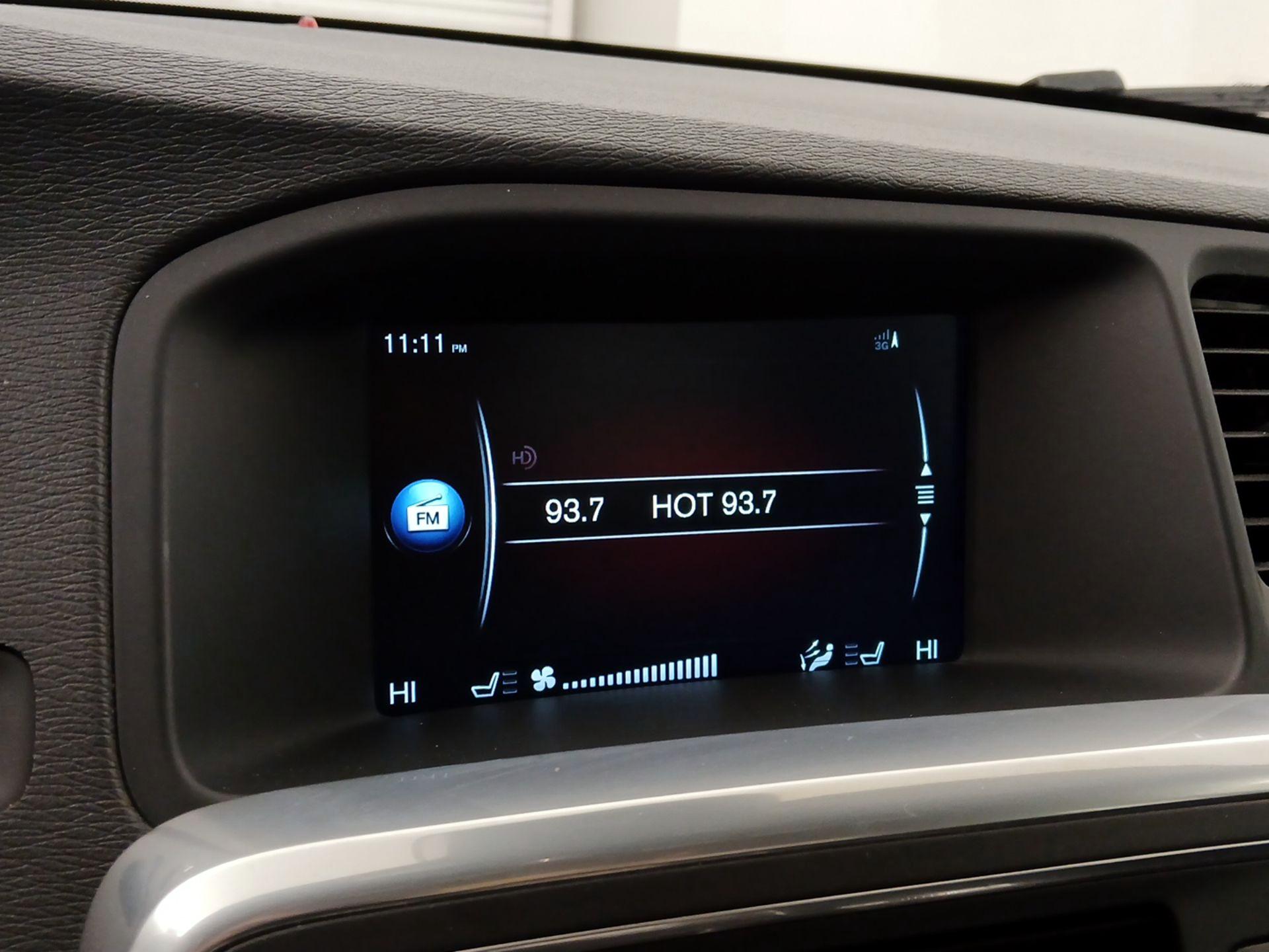 Thumbnail: 2016 Volvo S60 - 14