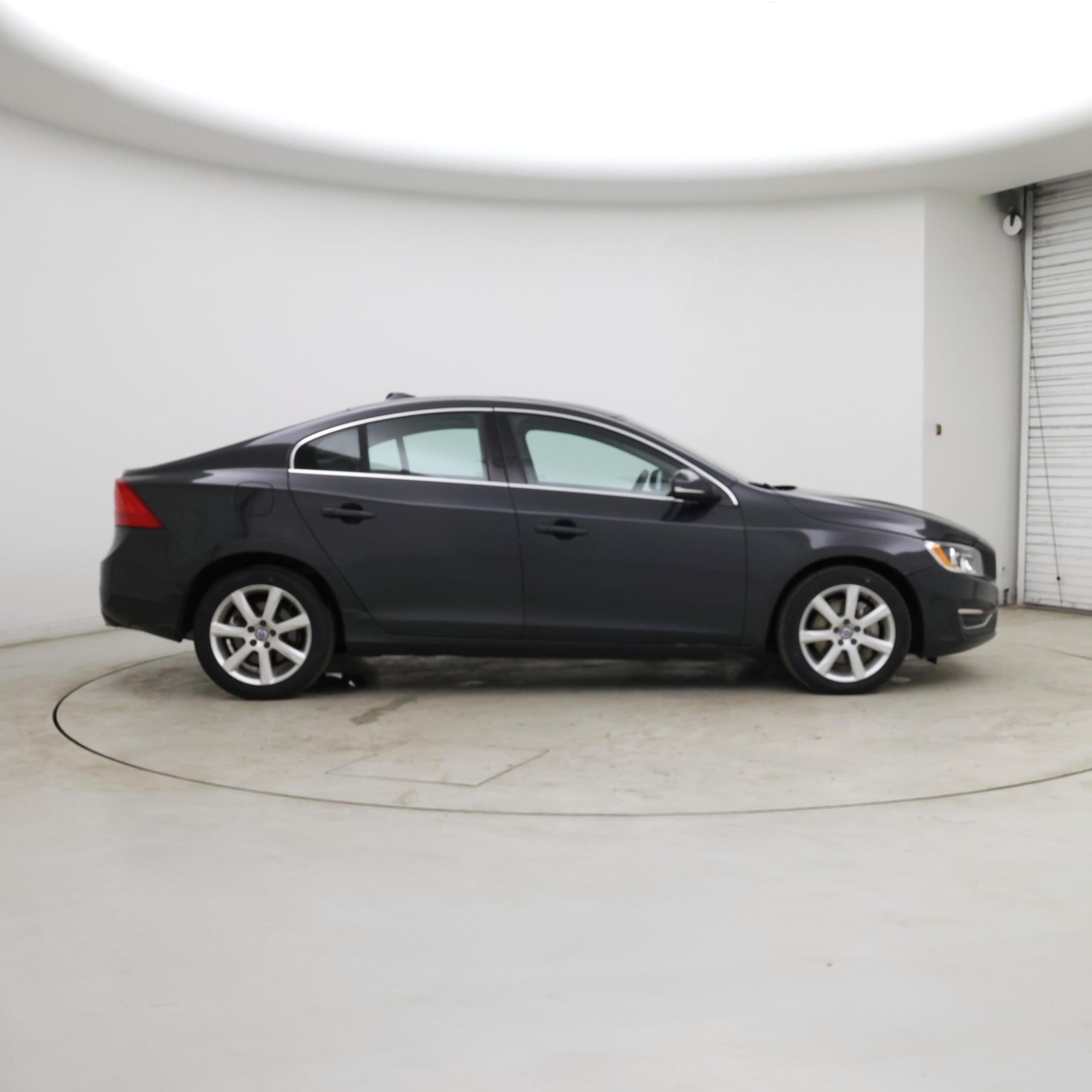 Thumbnail: 2016 Volvo S60 - 7