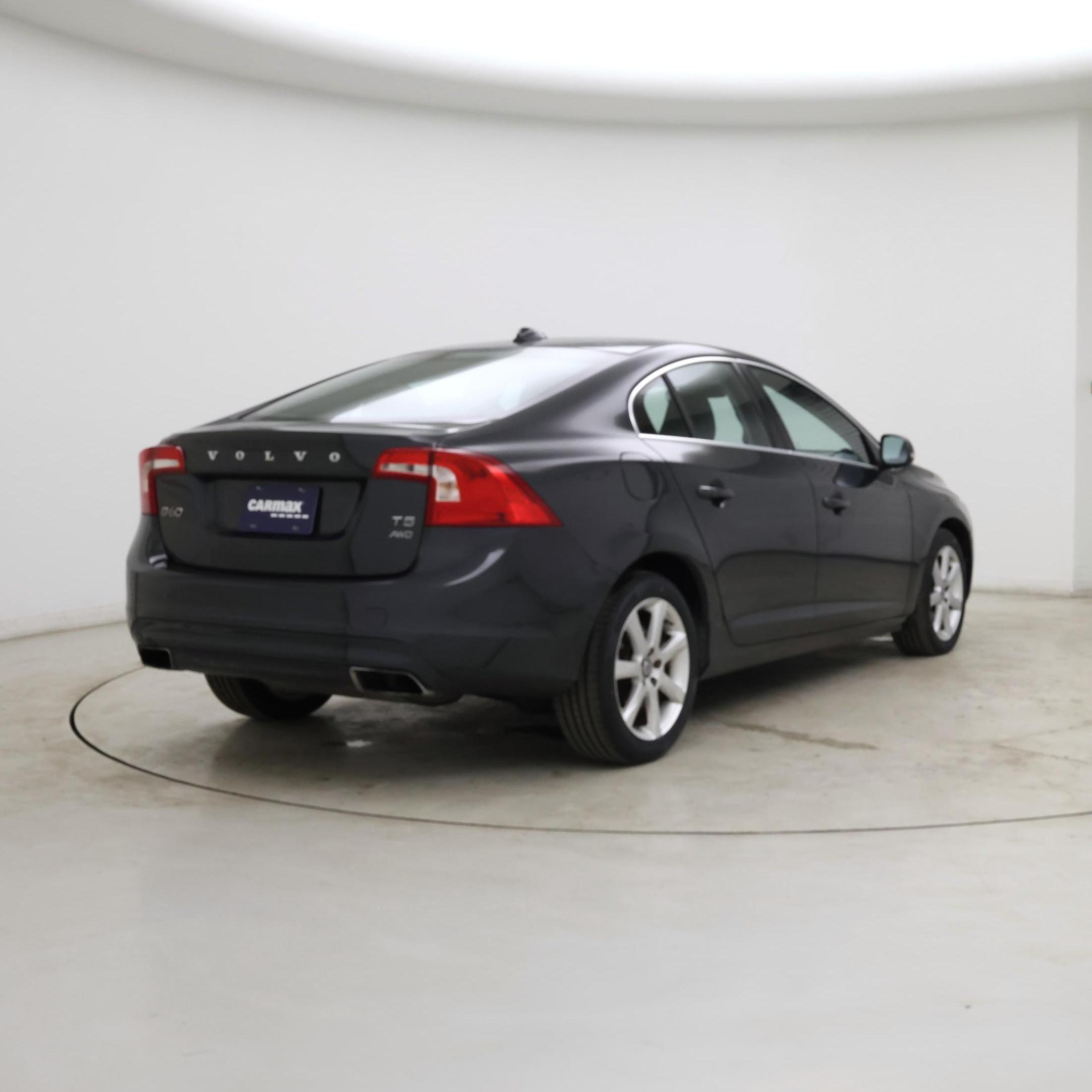 Thumbnail: 2016 Volvo S60 - 8