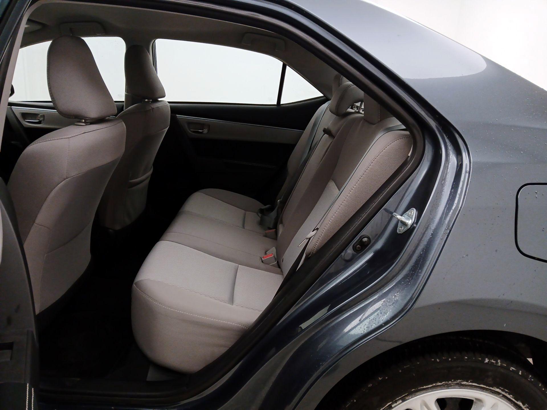 Thumbnail: 2016 Toyota Corolla - 19