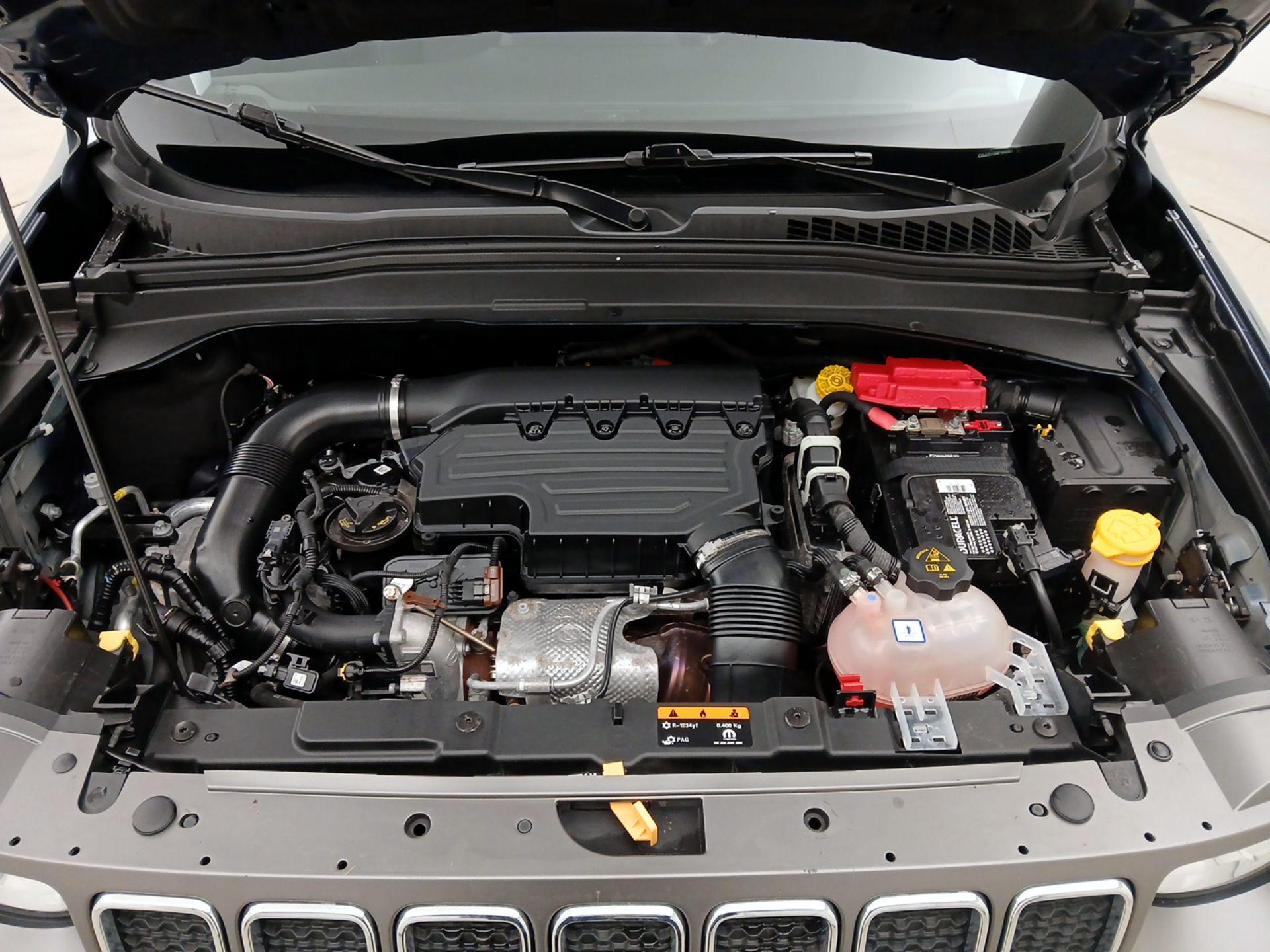 Thumbnail: 2021 Jeep Renegade - 19