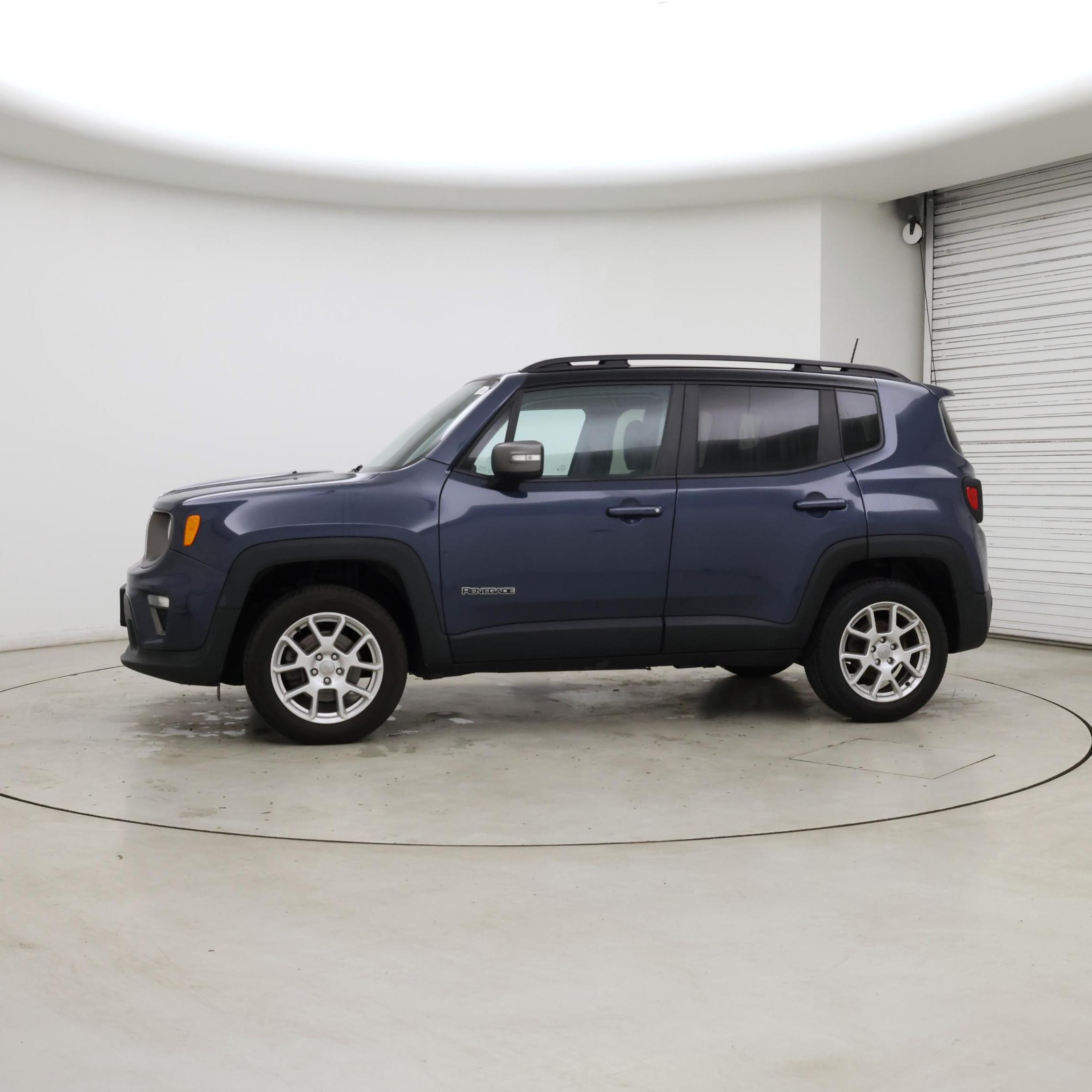 Thumbnail: 2021 Jeep Renegade - 3