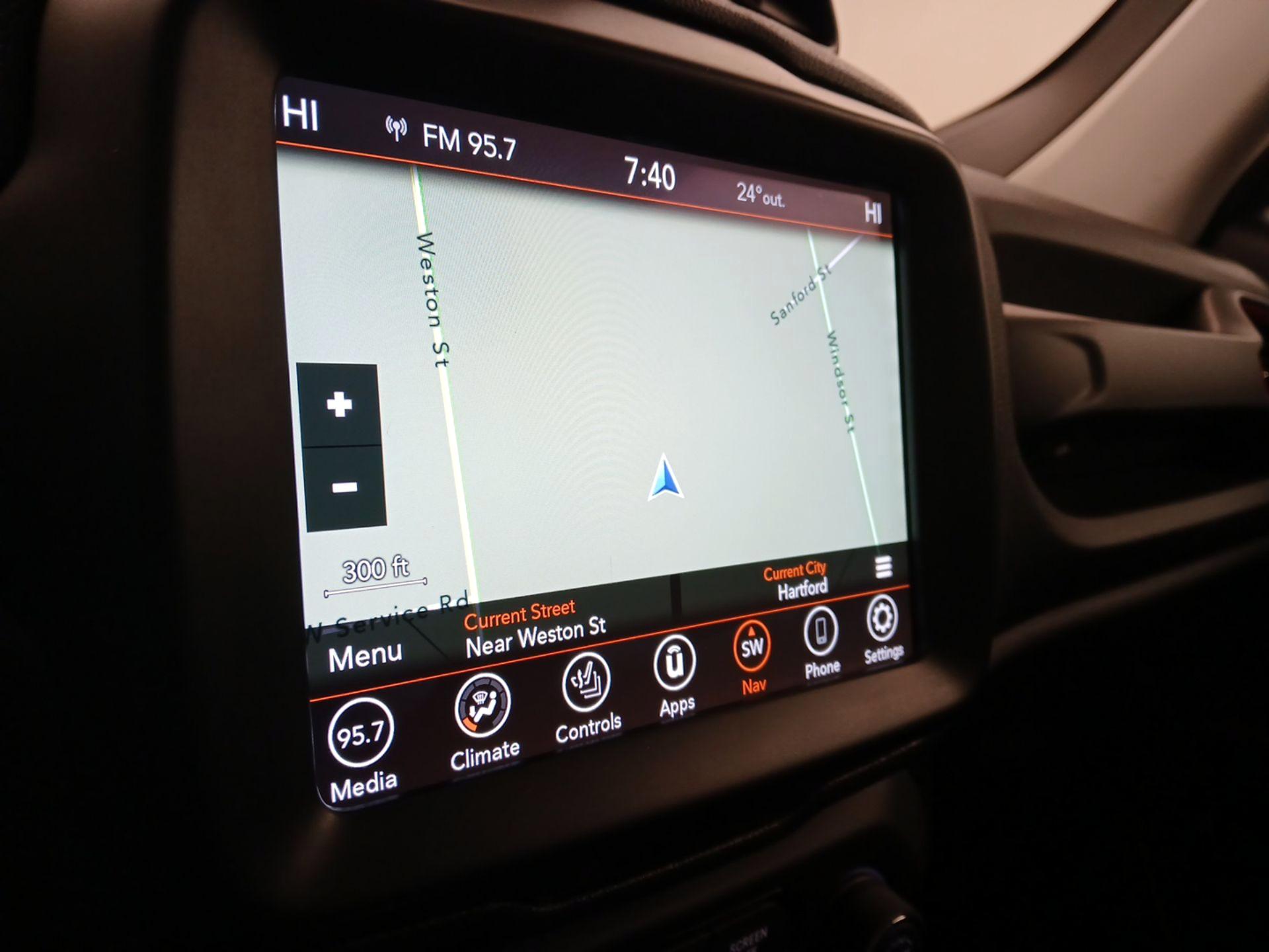 Thumbnail: 2021 Jeep Renegade - 14