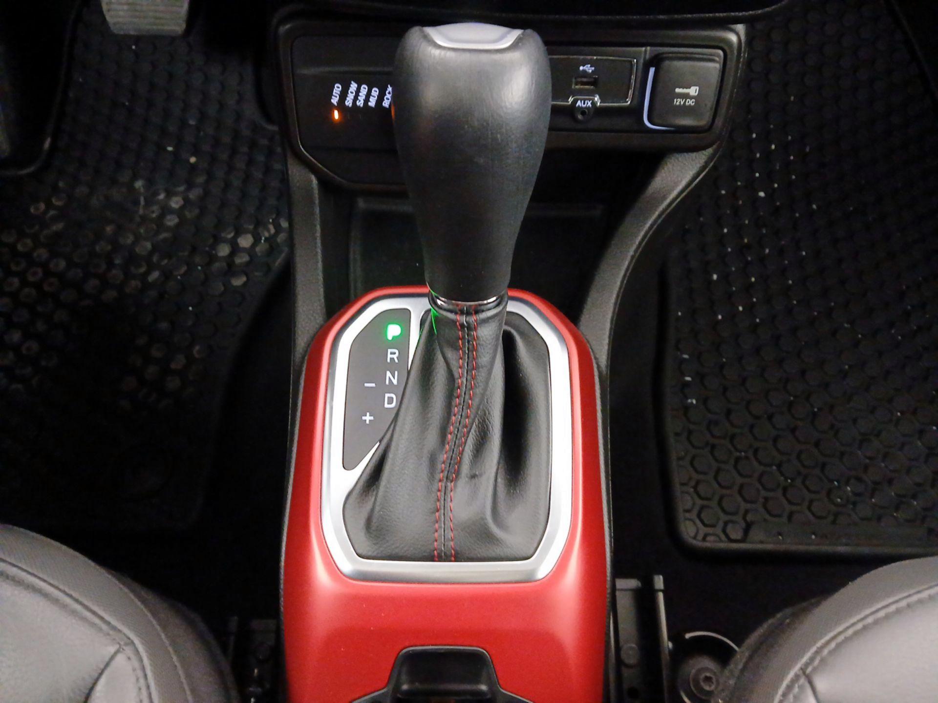 Thumbnail: 2021 Jeep Renegade - 18