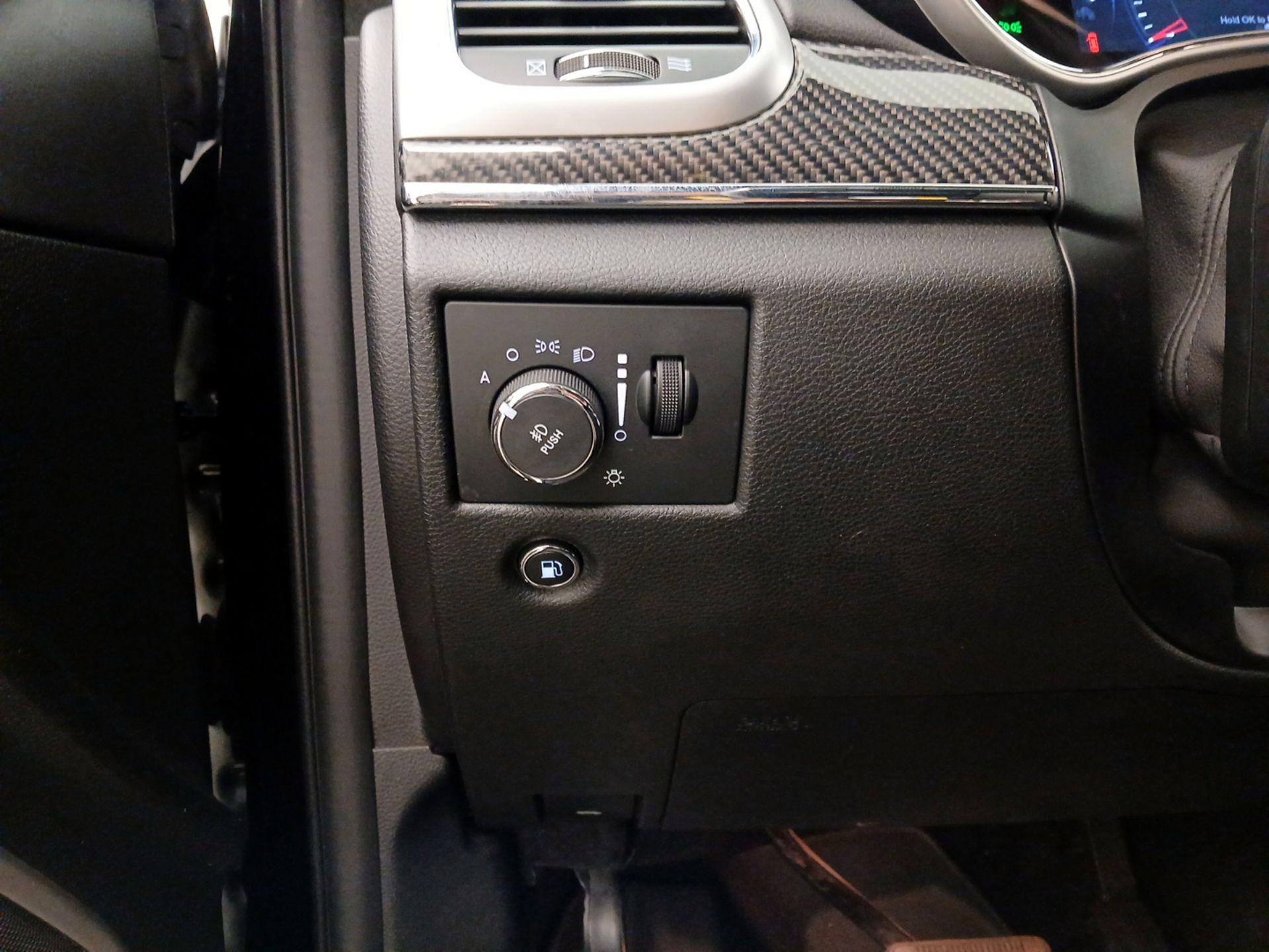 Thumbnail: 2015 Jeep Grand Cherokee - 13