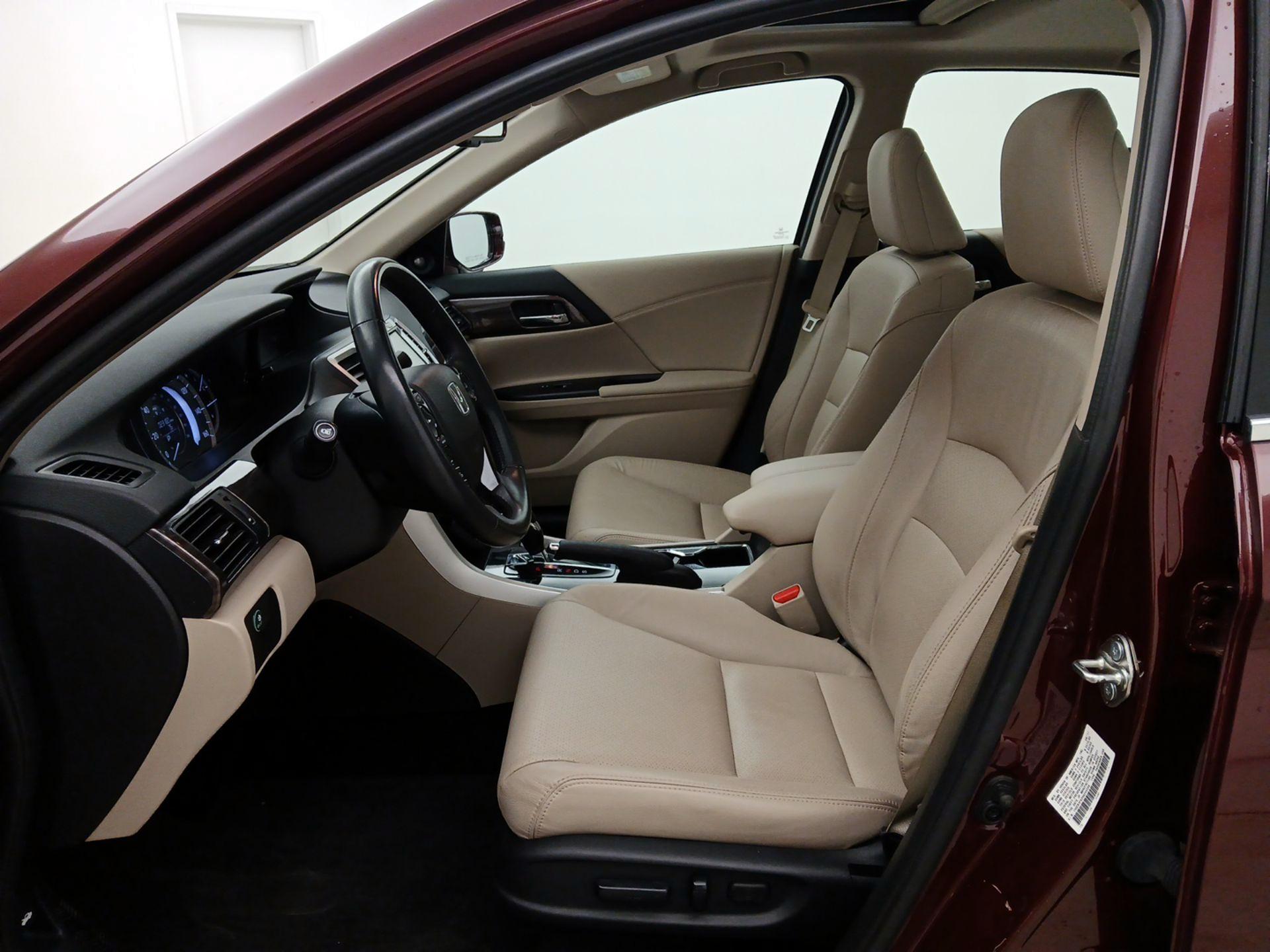 Thumbnail: 2017 Honda Accord - 11