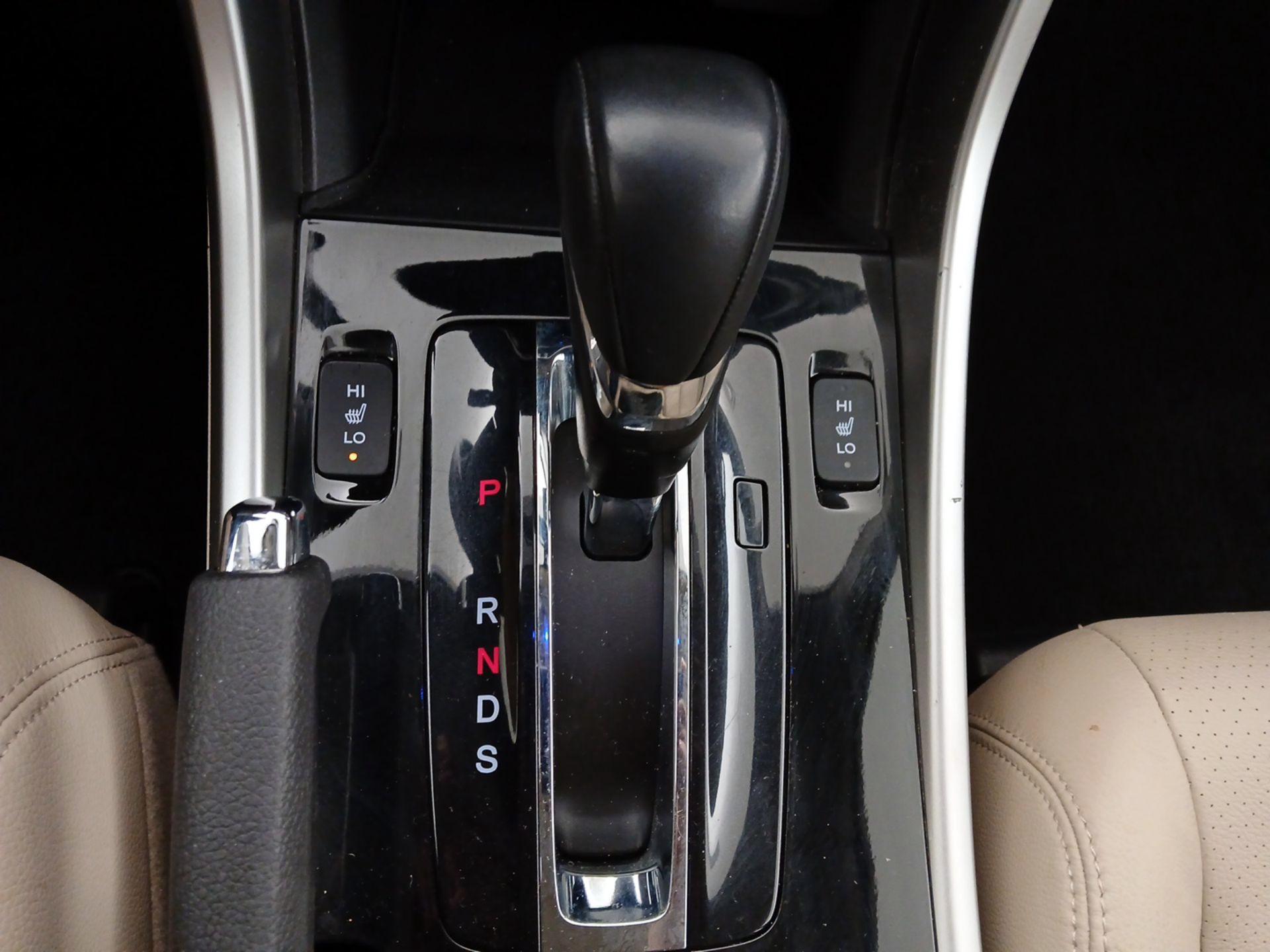 Thumbnail: 2017 Honda Accord - 17