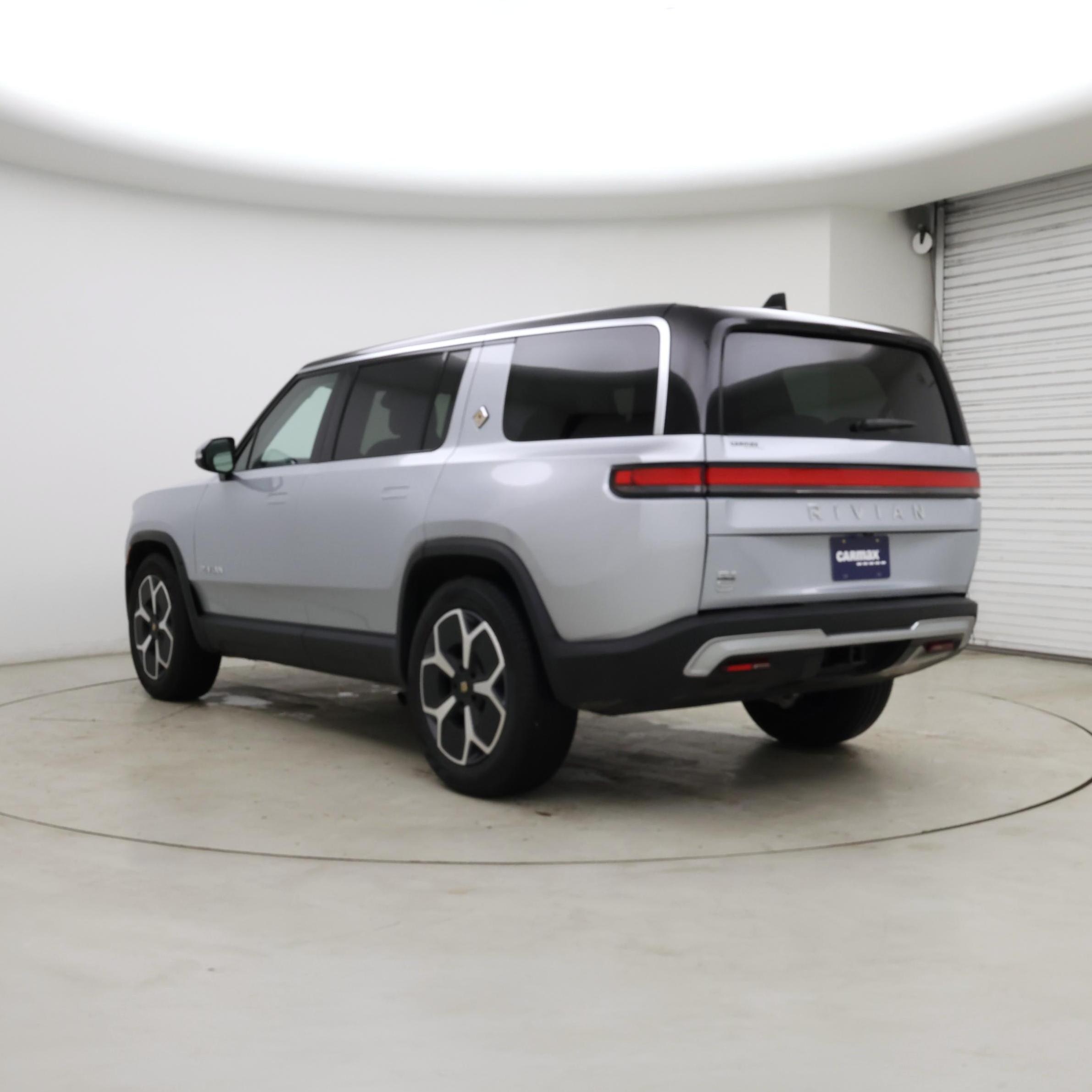 Thumbnail: 2024 Rivian R1S - 2