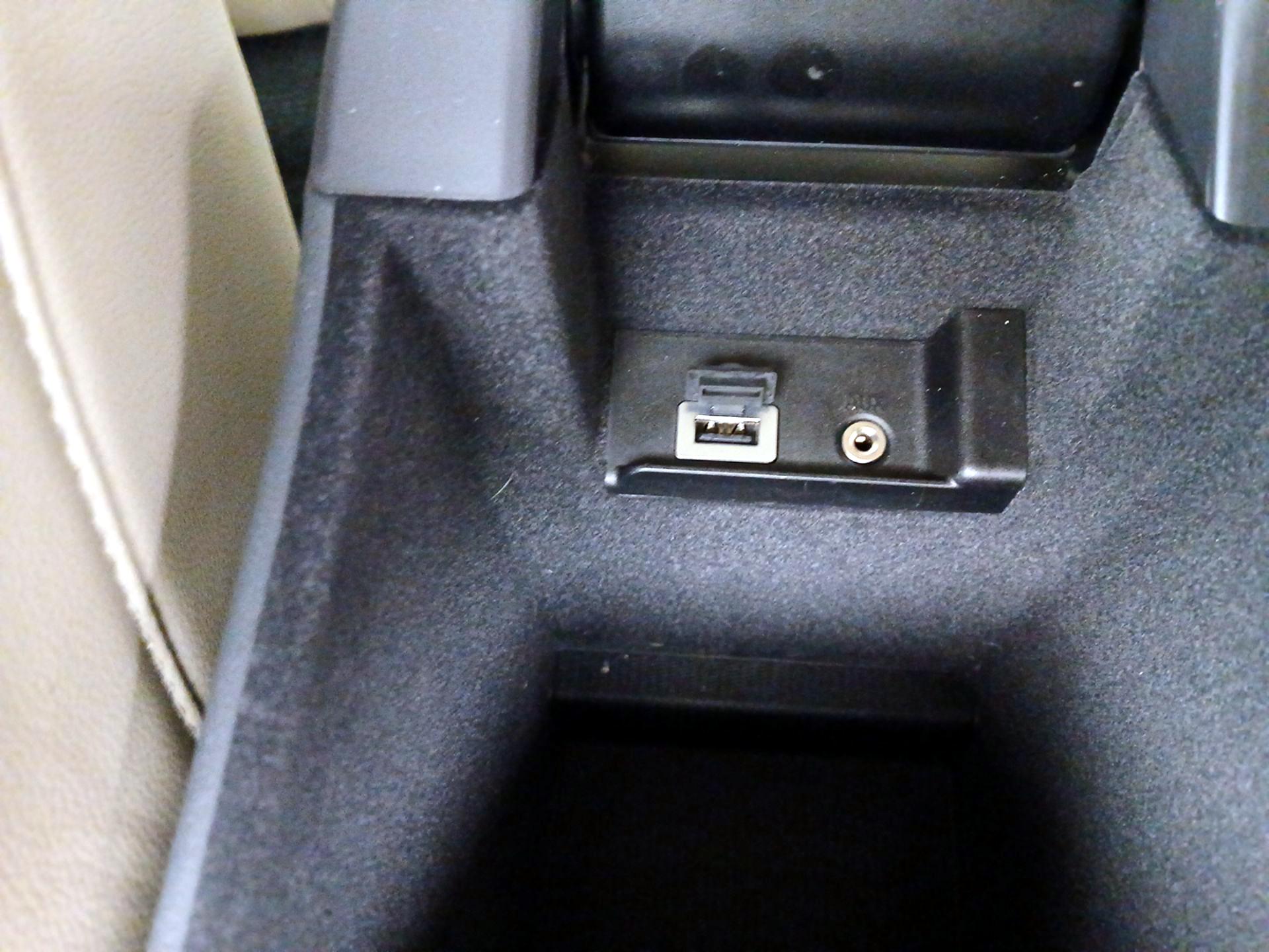 Thumbnail: 2016 Volvo S60 - 18