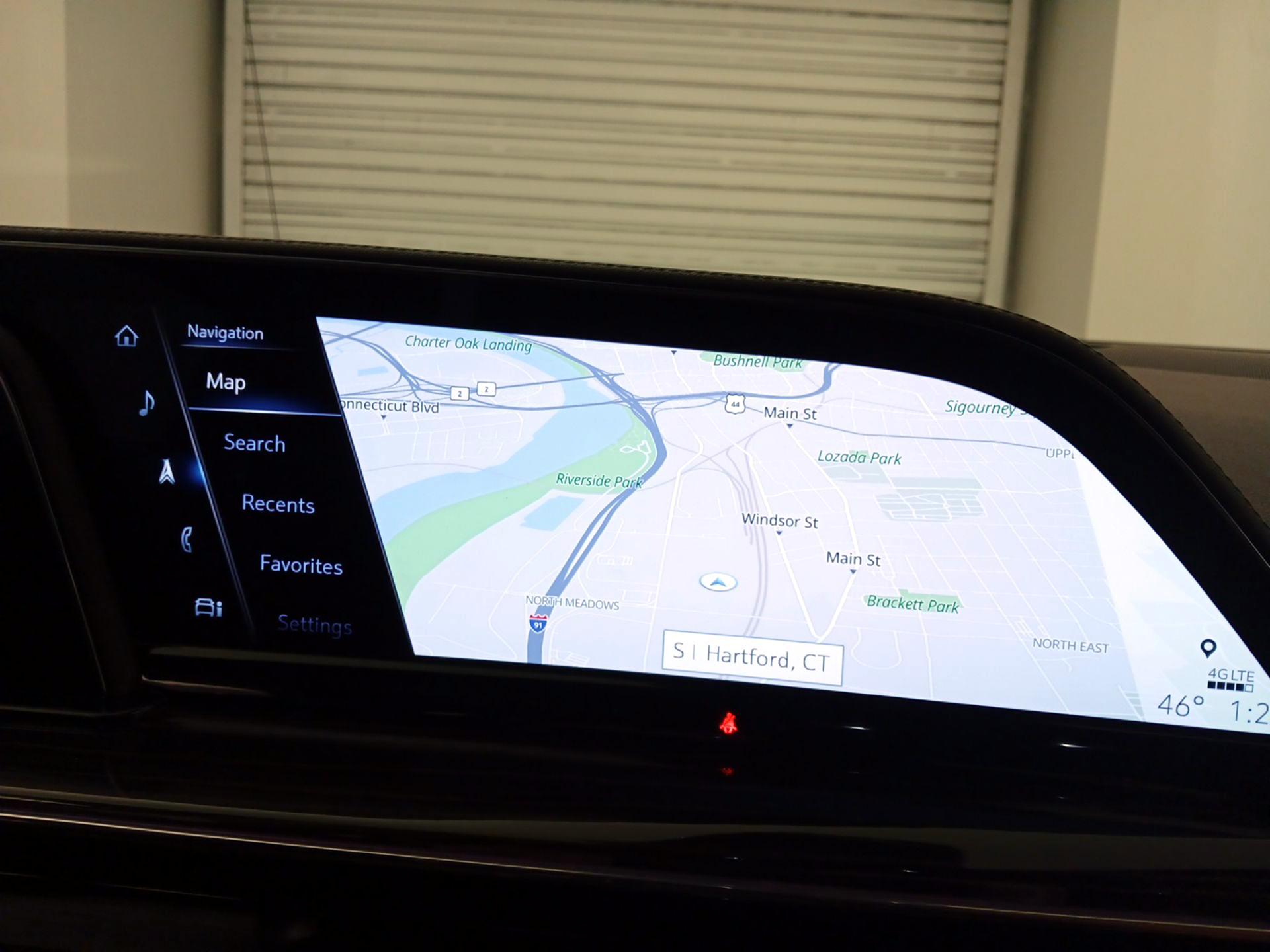 Thumbnail: 2022 Cadillac Escalade - 14