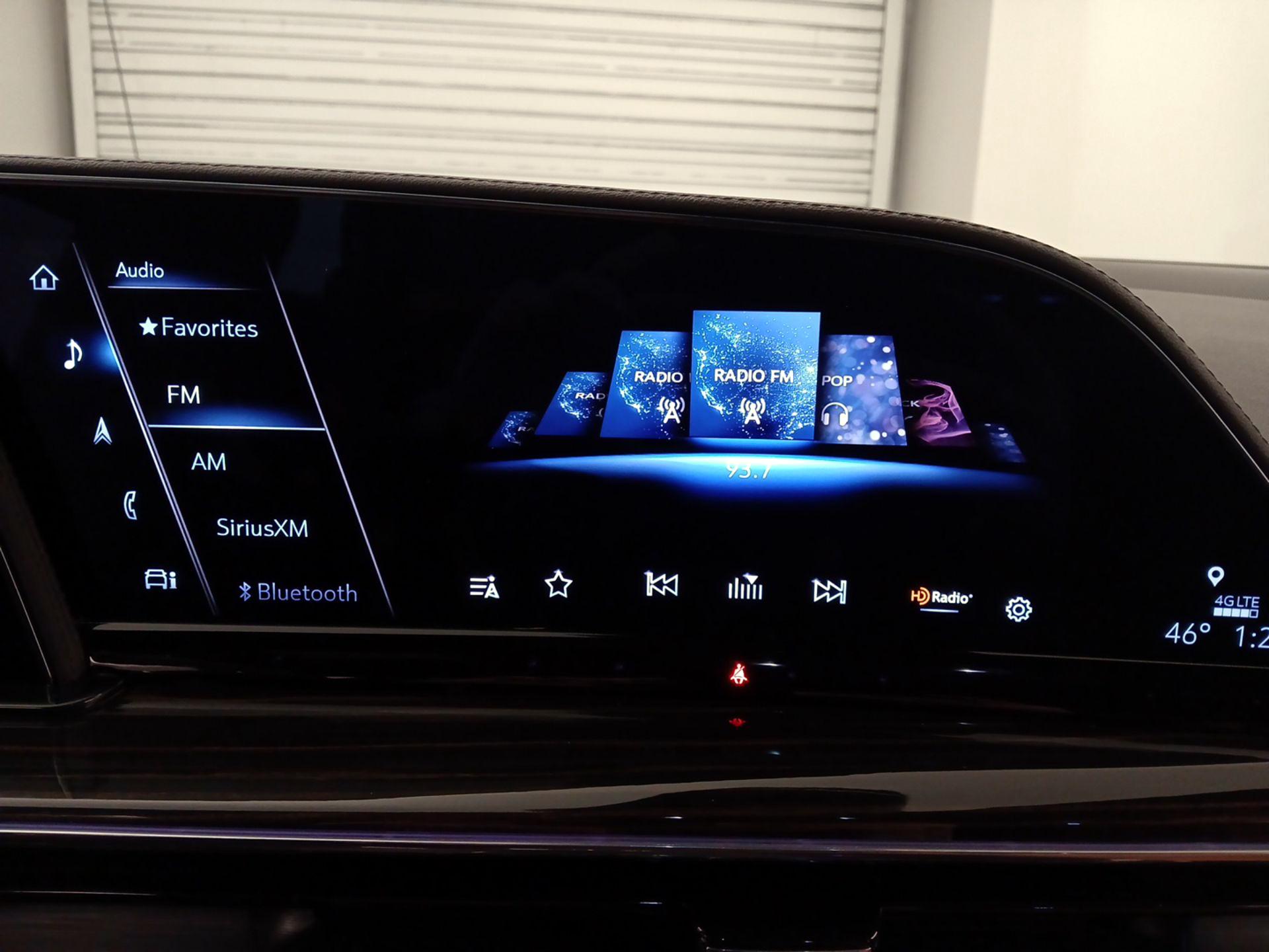 Thumbnail: 2022 Cadillac Escalade - 16