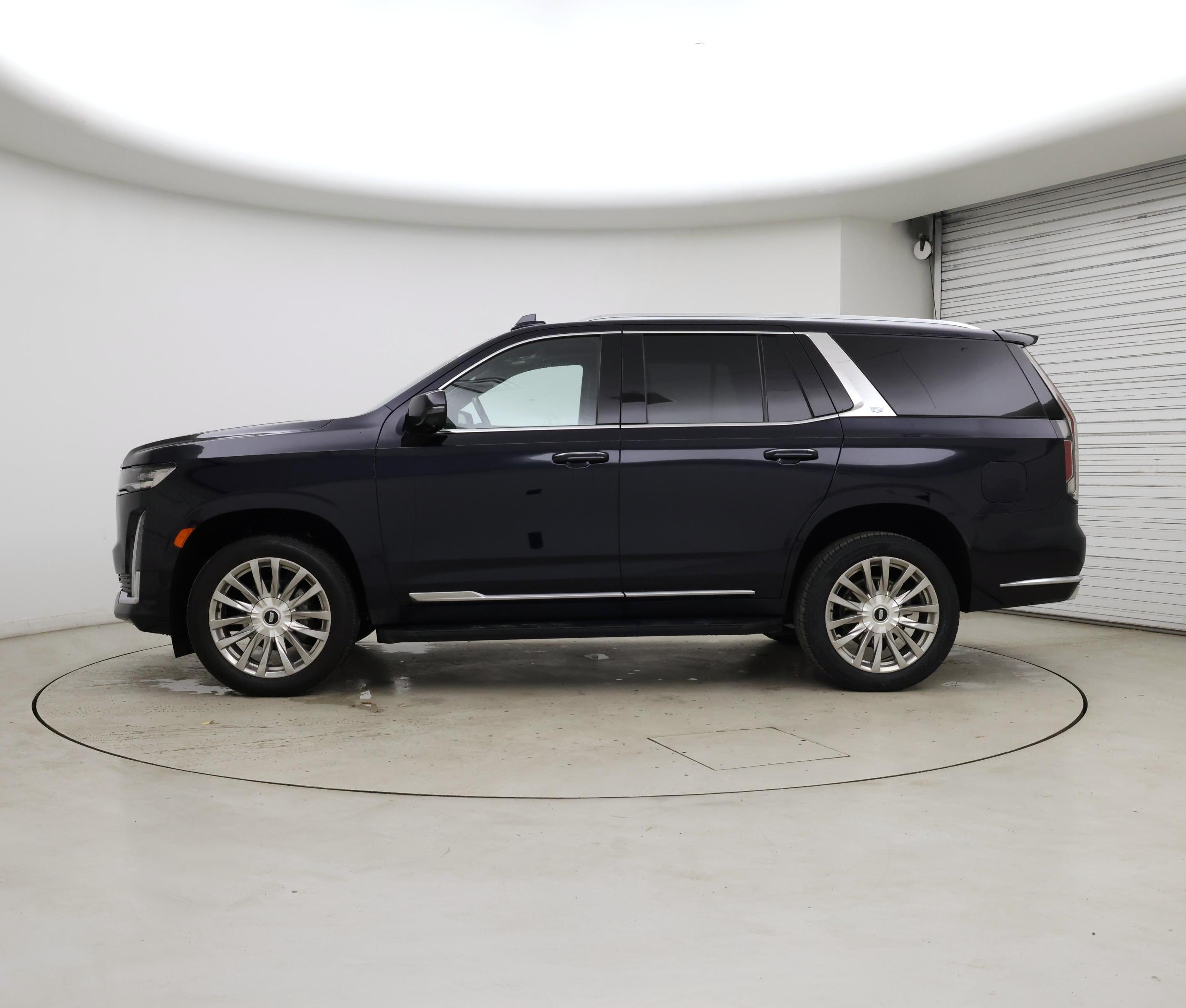 Thumbnail: 2022 Cadillac Escalade - 3