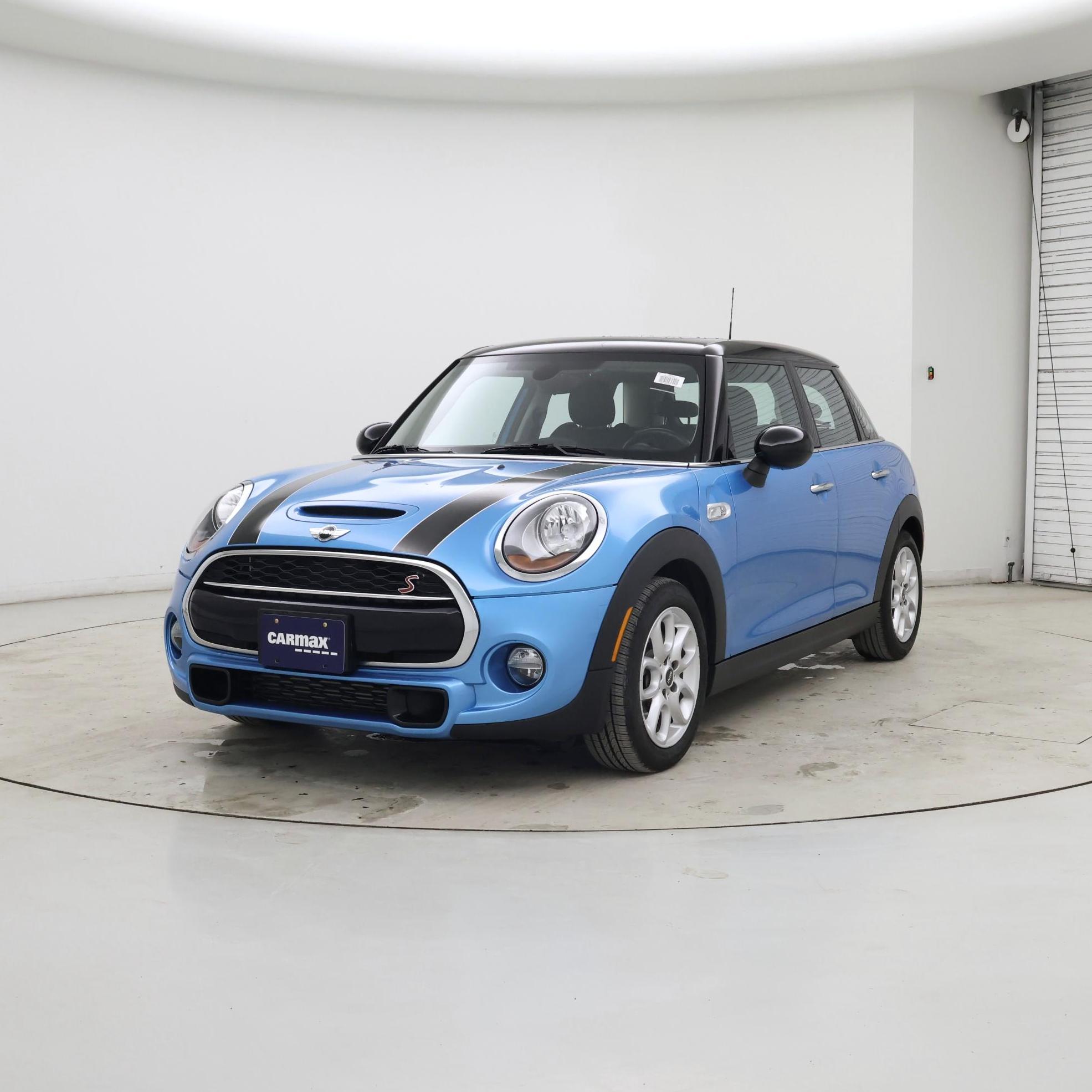 Thumbnail: 2015 MINI Cooper Hardtop - 4