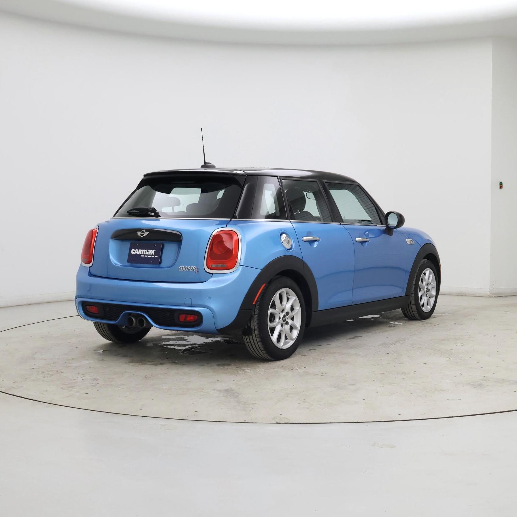 Thumbnail: 2015 MINI Cooper Hardtop - 8