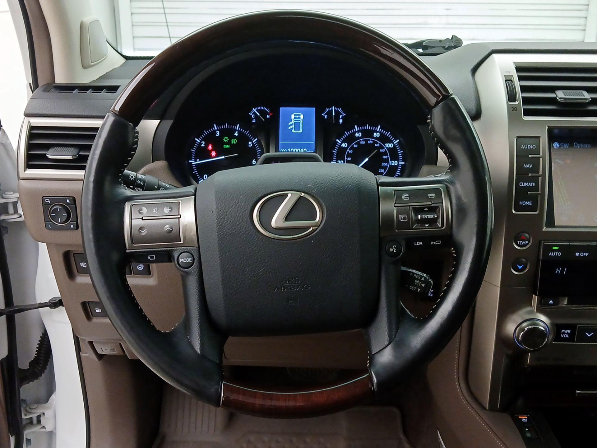 Thumbnail: 2019 Lexus GX - 10