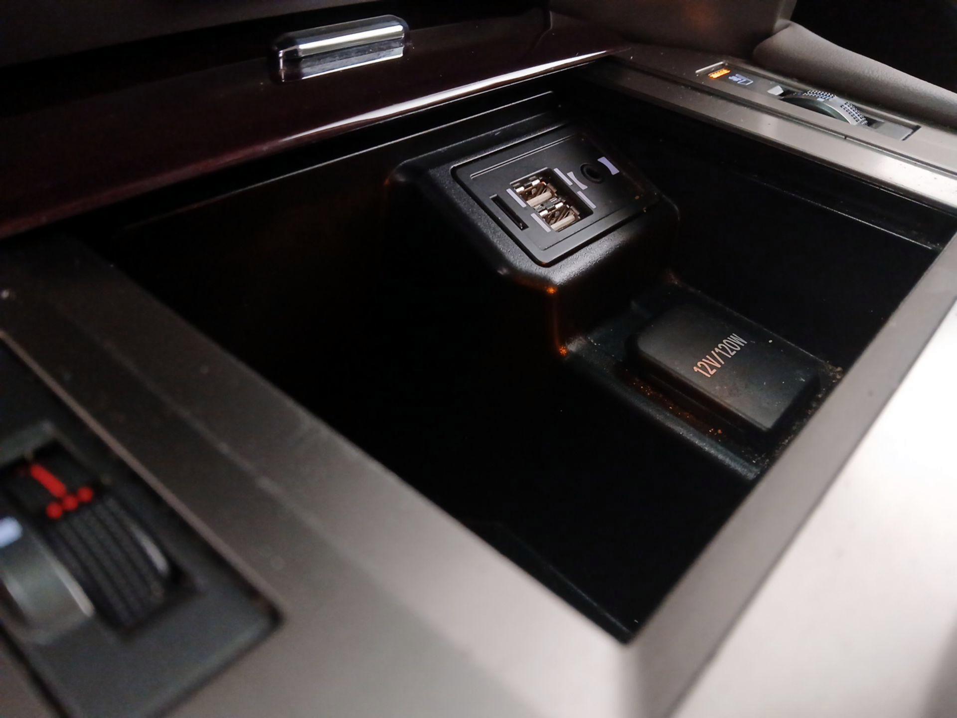 Thumbnail: 2019 Lexus GX - 19