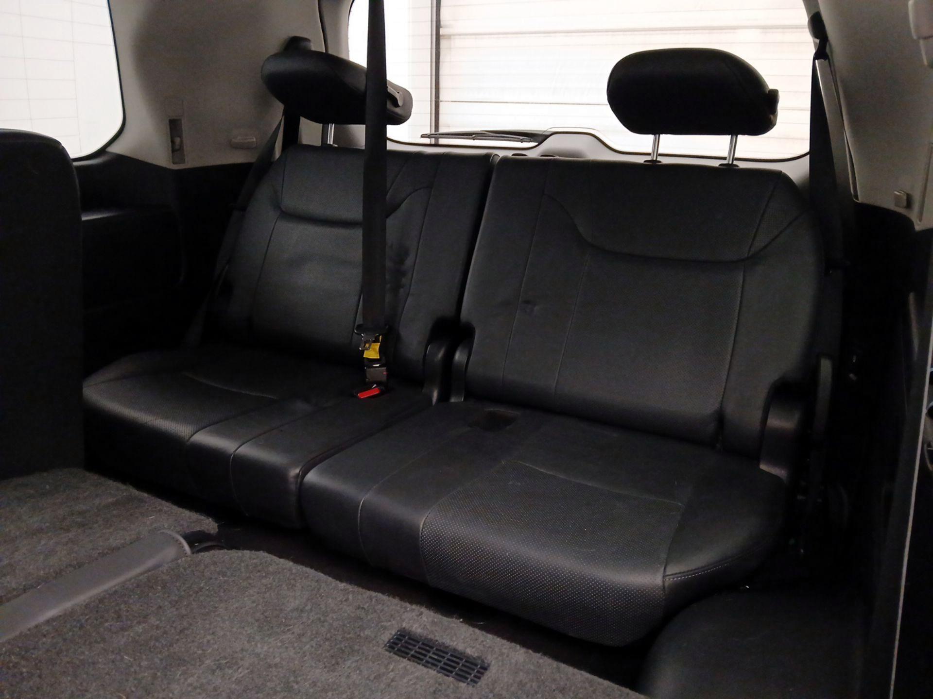 Thumbnail: 2021 Lexus LX - 20