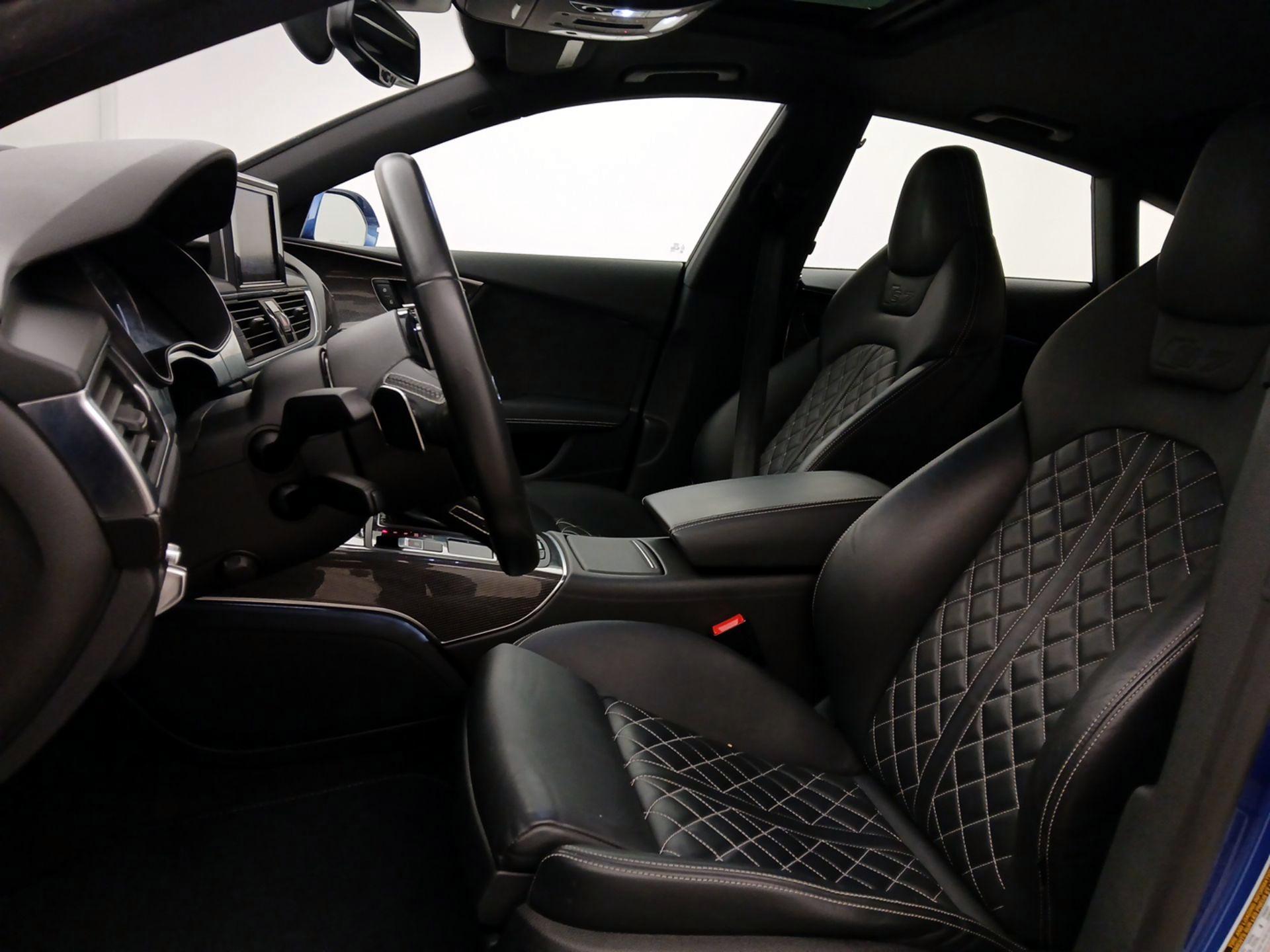 Thumbnail: 2016 Audi S7 - 11