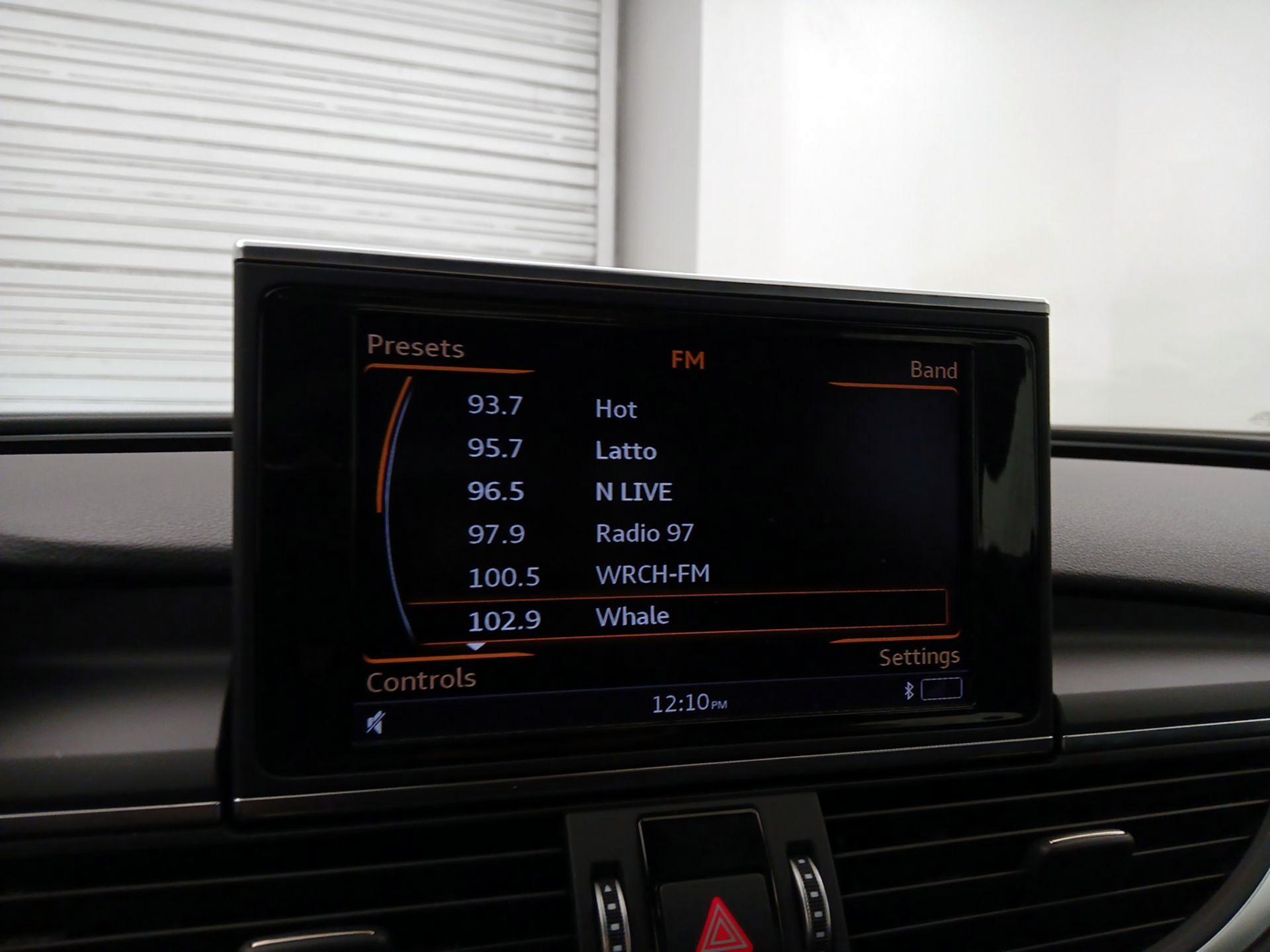 Thumbnail: 2016 Audi S7 - 16