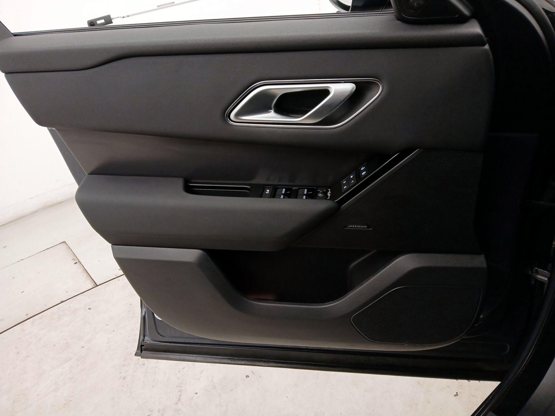 Thumbnail: 2024 Land Rover Range Rover Velar - 12