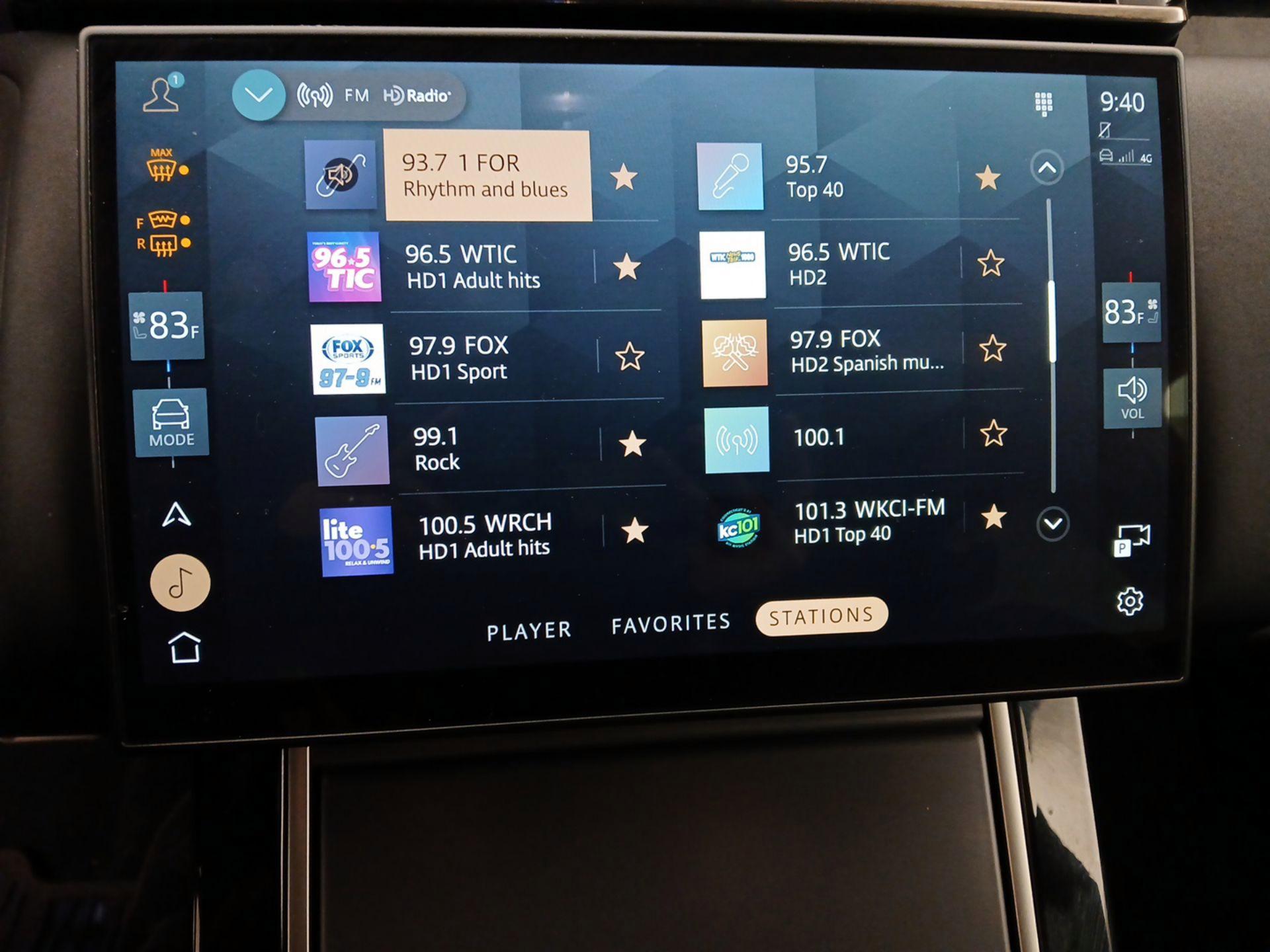 Thumbnail: 2024 Land Rover Range Rover Velar - 16