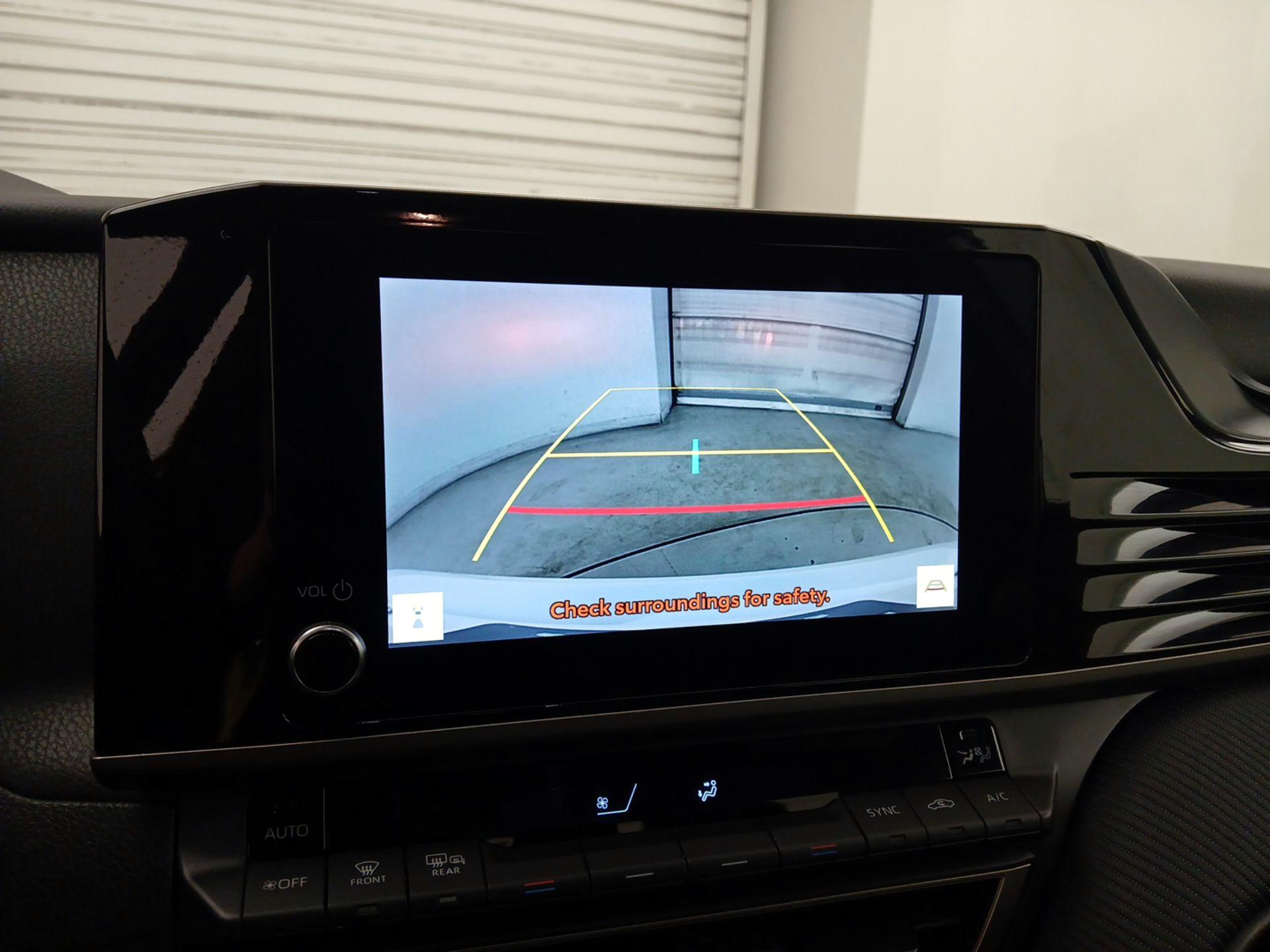 Thumbnail: 2025 Toyota Camry - 14