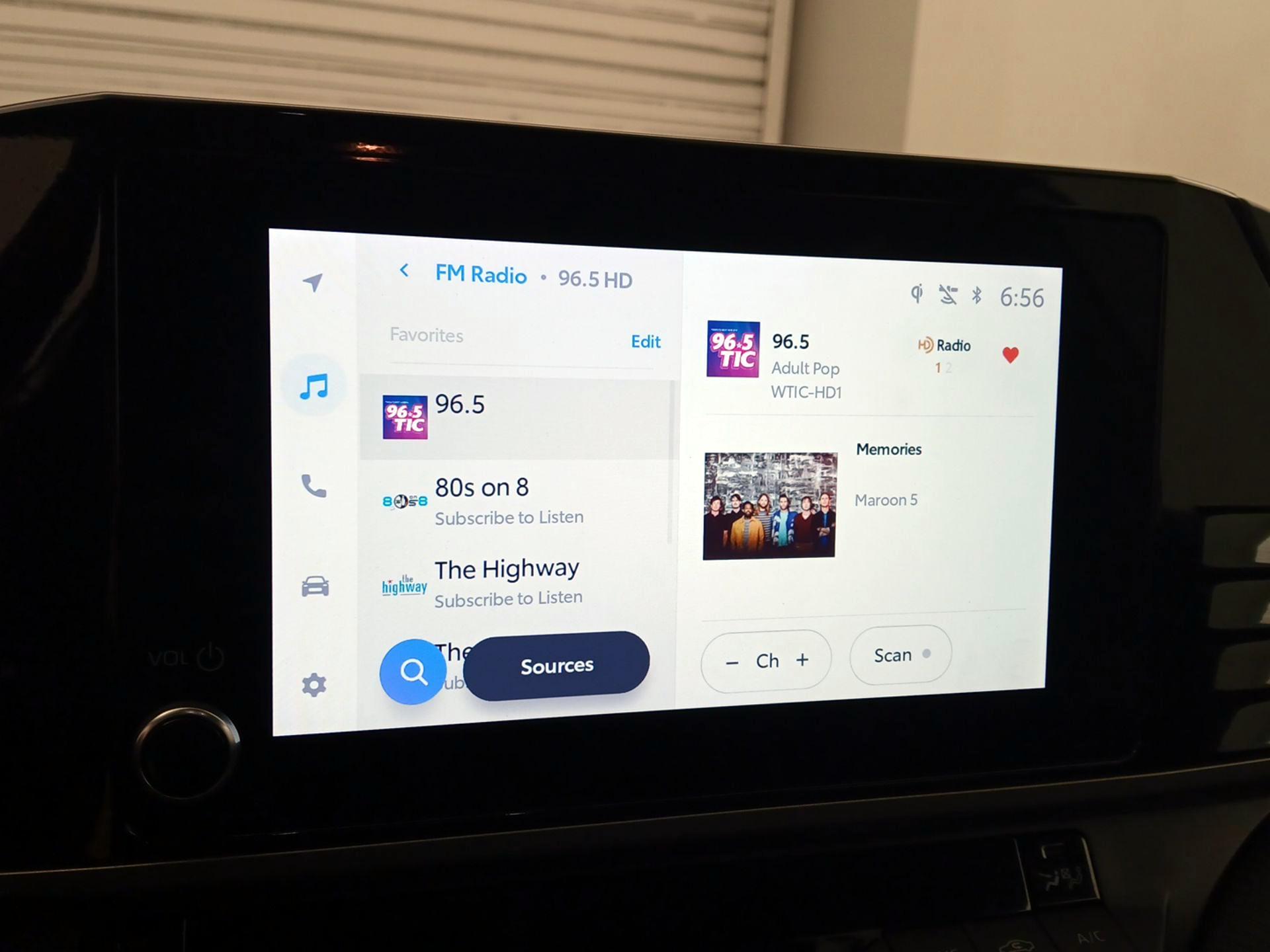 Thumbnail: 2025 Toyota Camry - 15