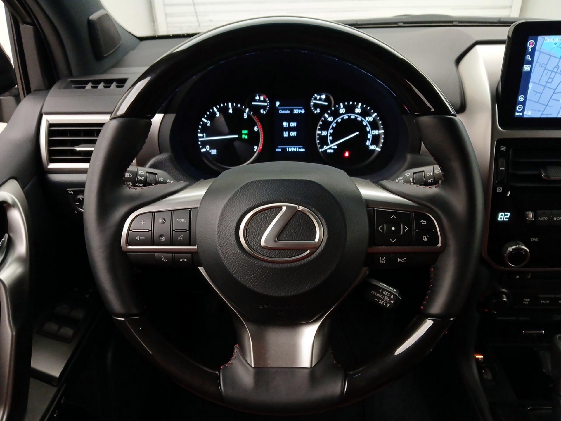 Thumbnail: 2022 Lexus GX - 10