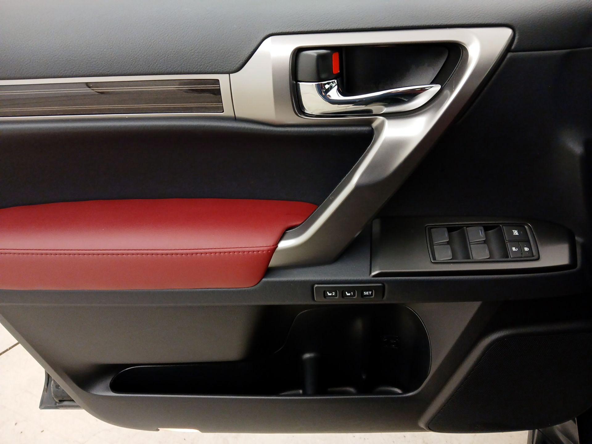 Thumbnail: 2022 Lexus GX - 12