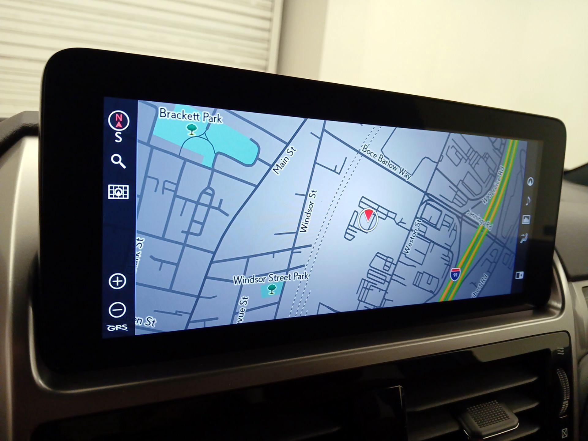 Thumbnail: 2022 Lexus GX - 15