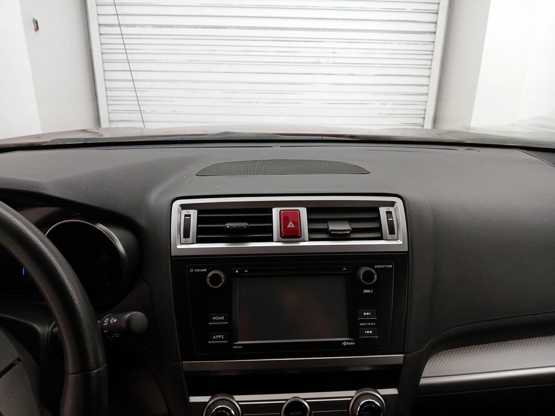 Thumbnail: 2015 Subaru Outback - 9