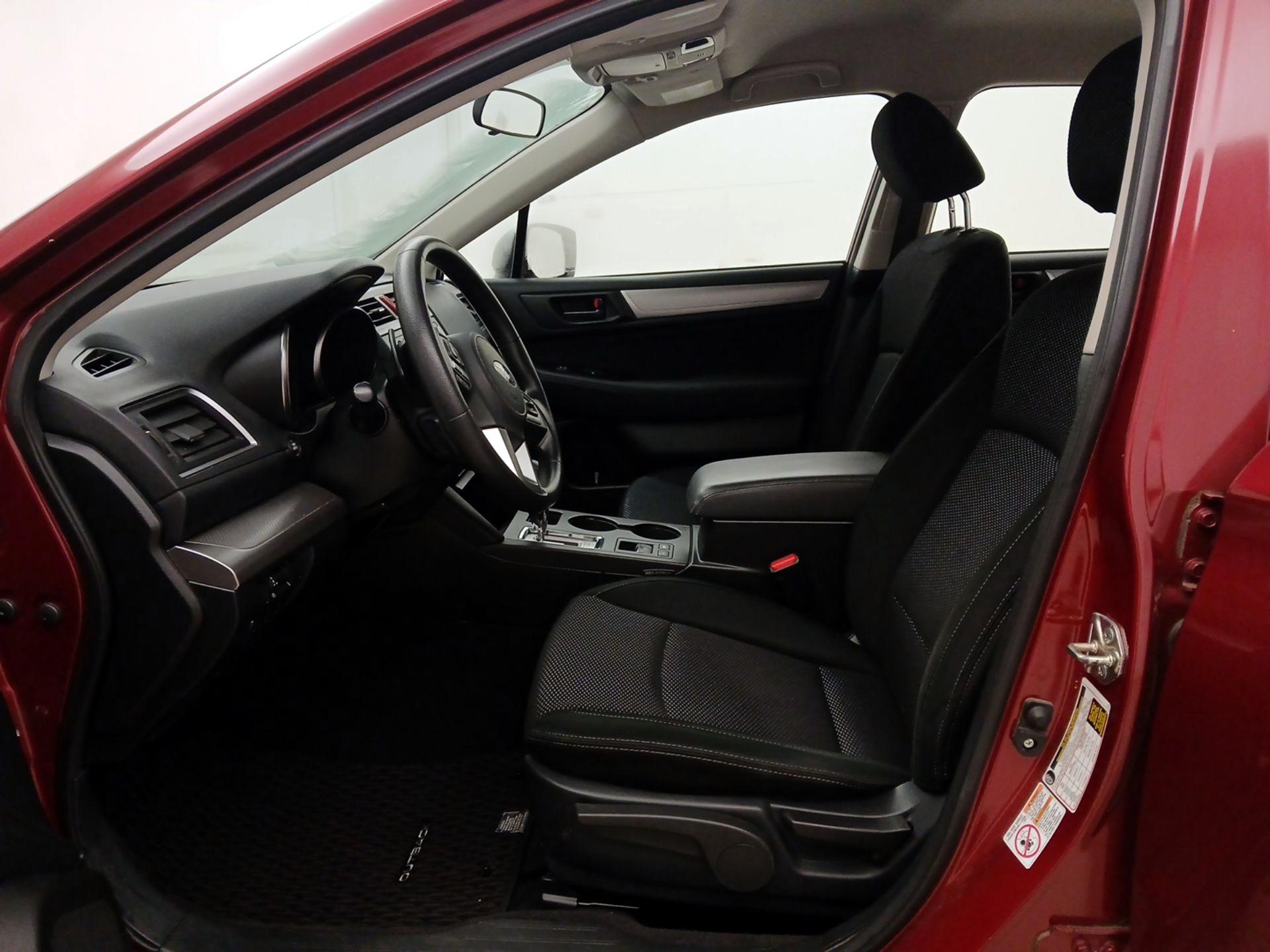 Thumbnail: 2015 Subaru Outback - 11