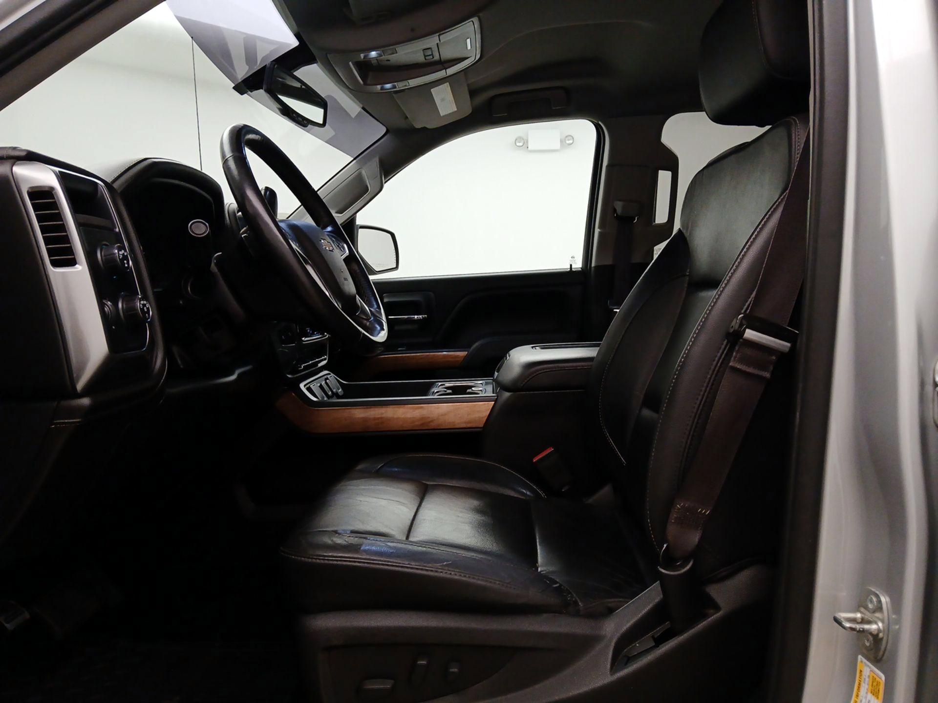 Thumbnail: 2017 Chevrolet Silverado 1500 - 11