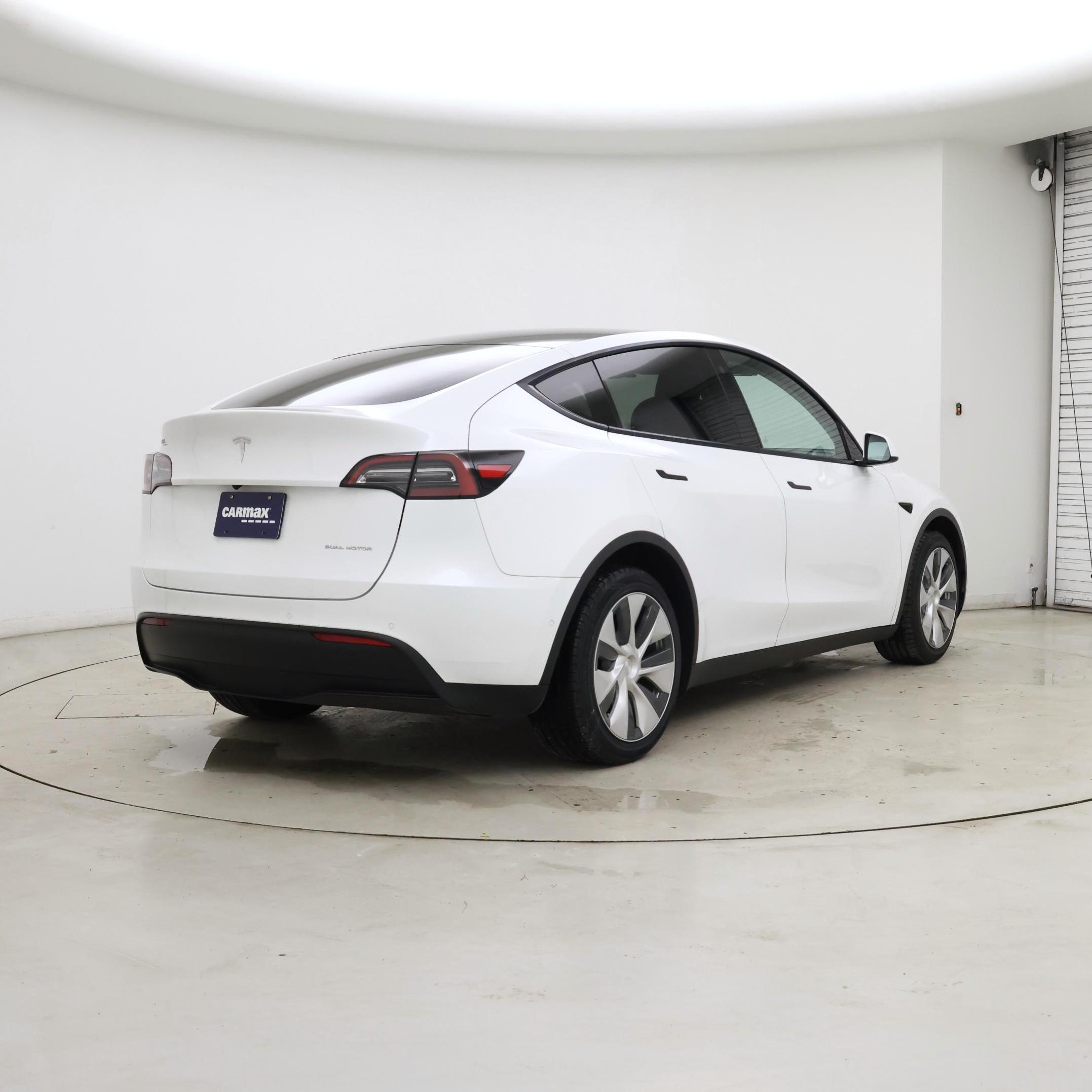 Thumbnail: 2021 Tesla Model Y - 8