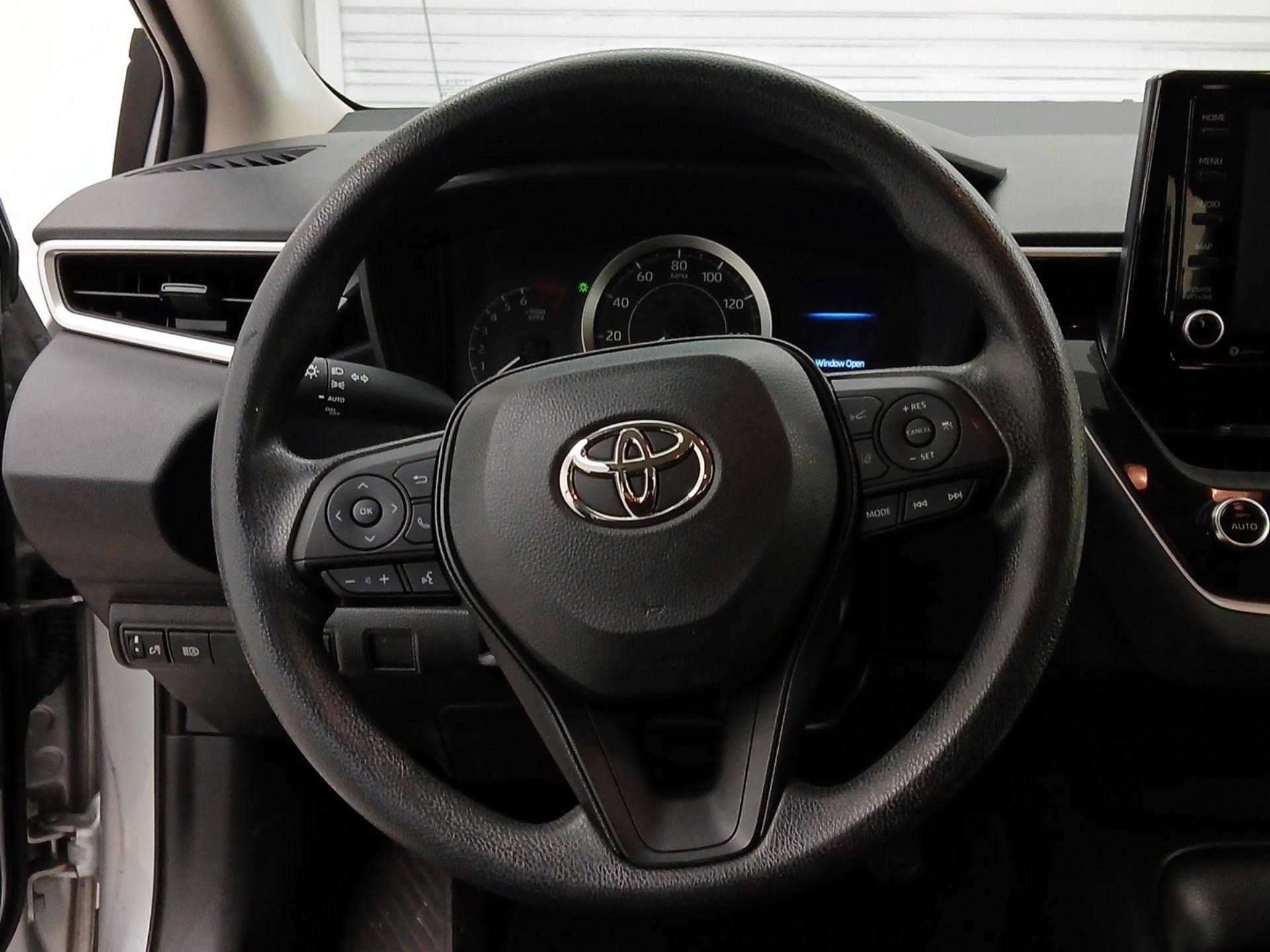 Thumbnail: 2022 Toyota Corolla - 10