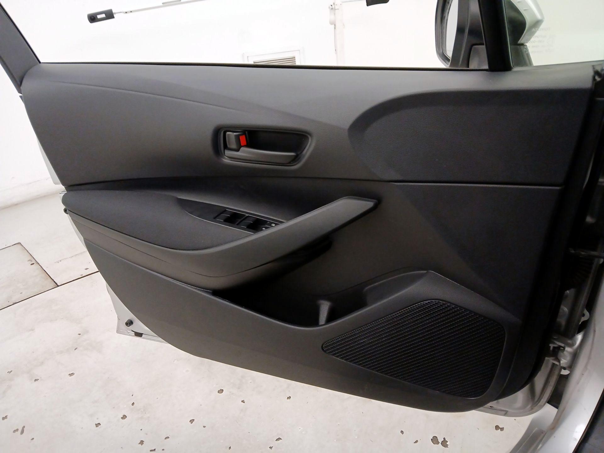 Thumbnail: 2022 Toyota Corolla - 12