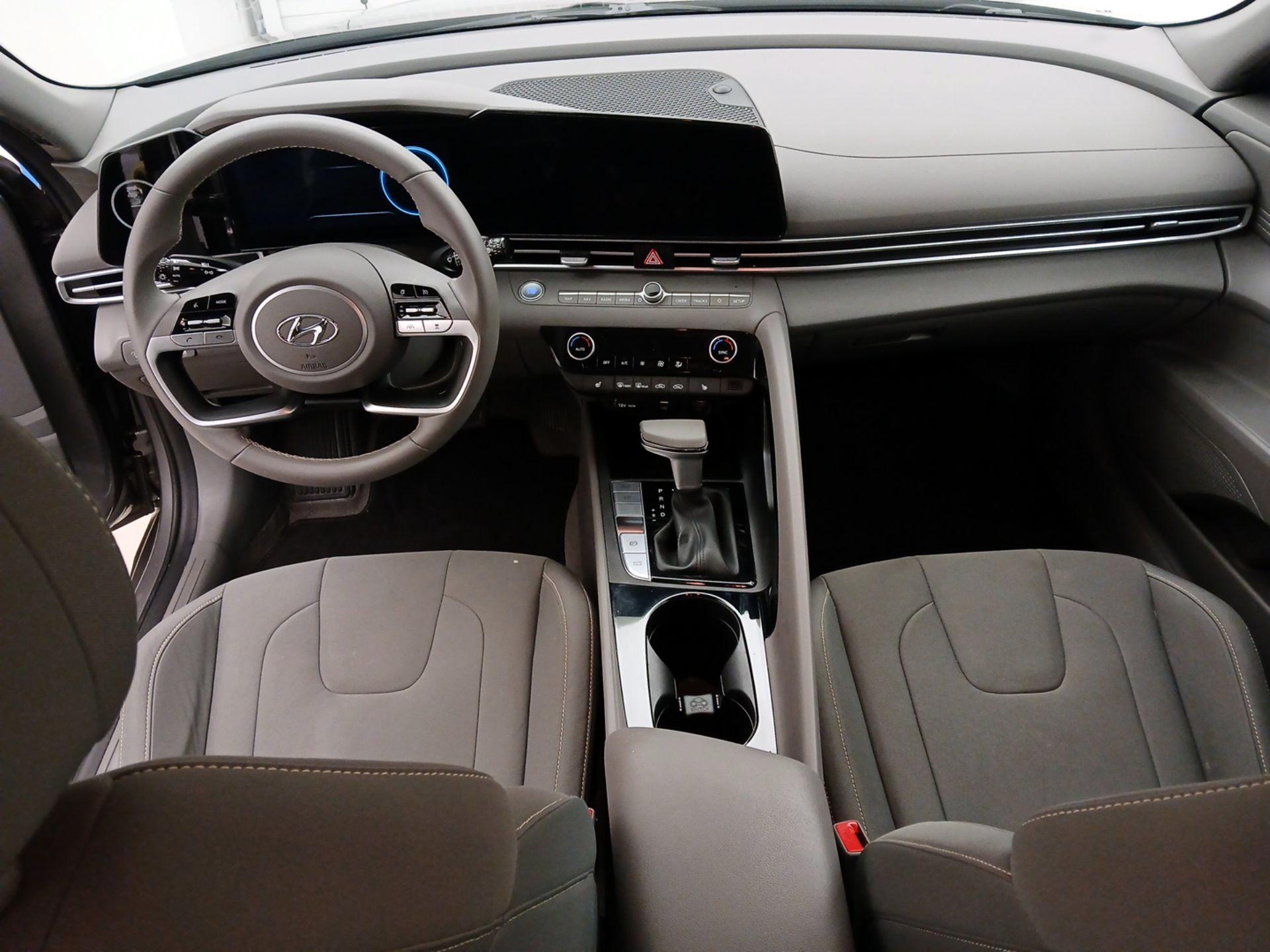 Thumbnail: 2023 Hyundai Elantra - 9