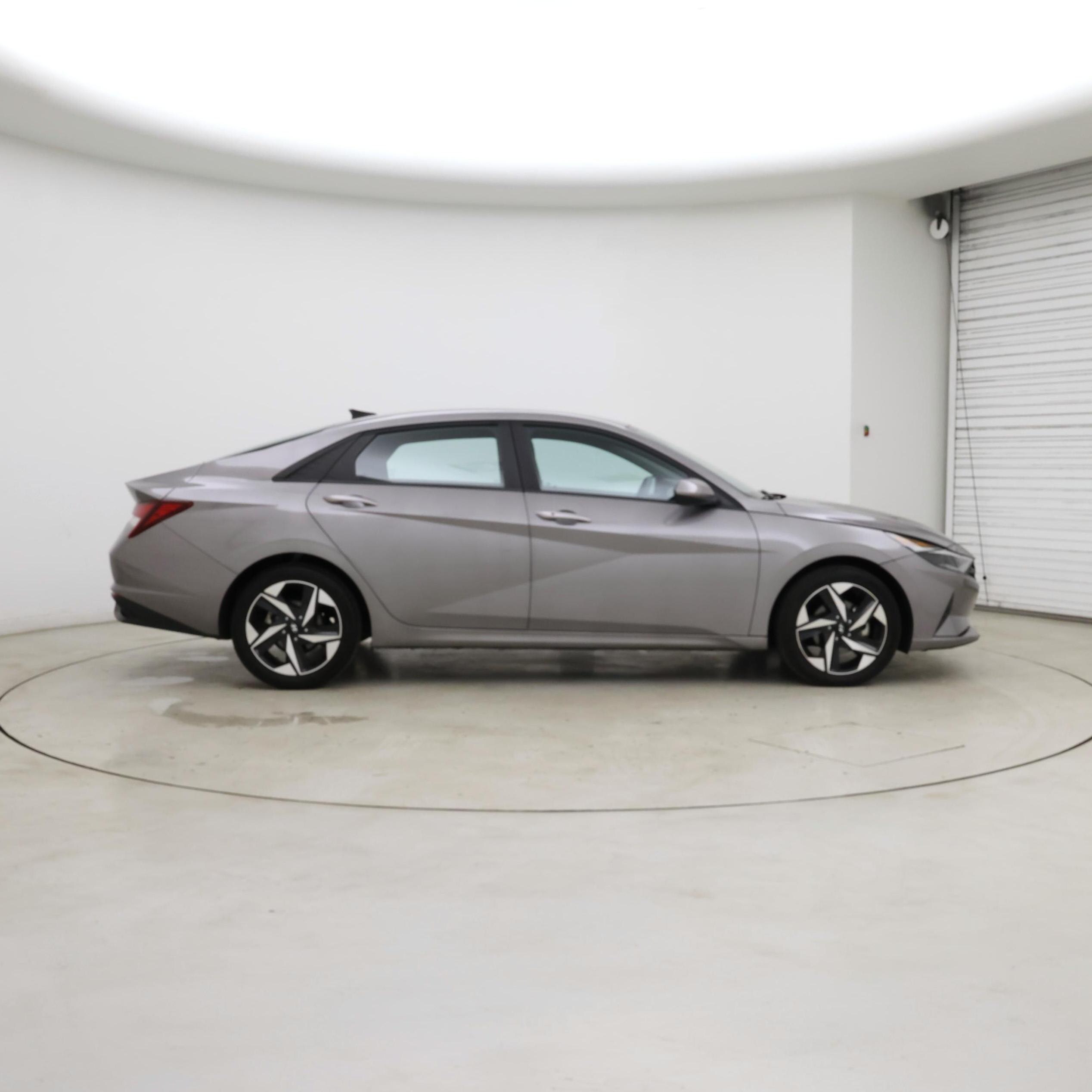 Thumbnail: 2023 Hyundai Elantra - 7