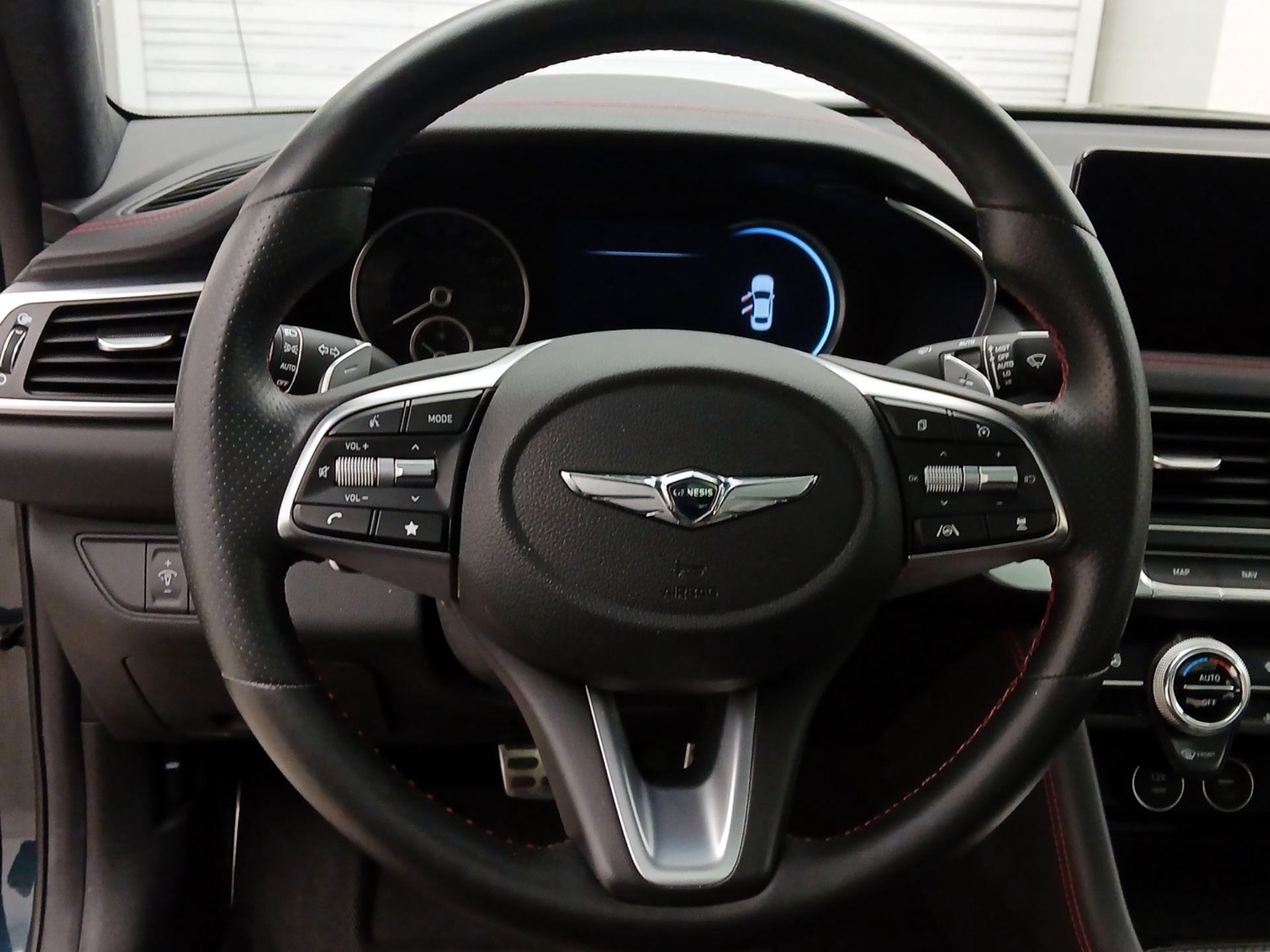 Thumbnail: 2023 Genesis G70 - 10