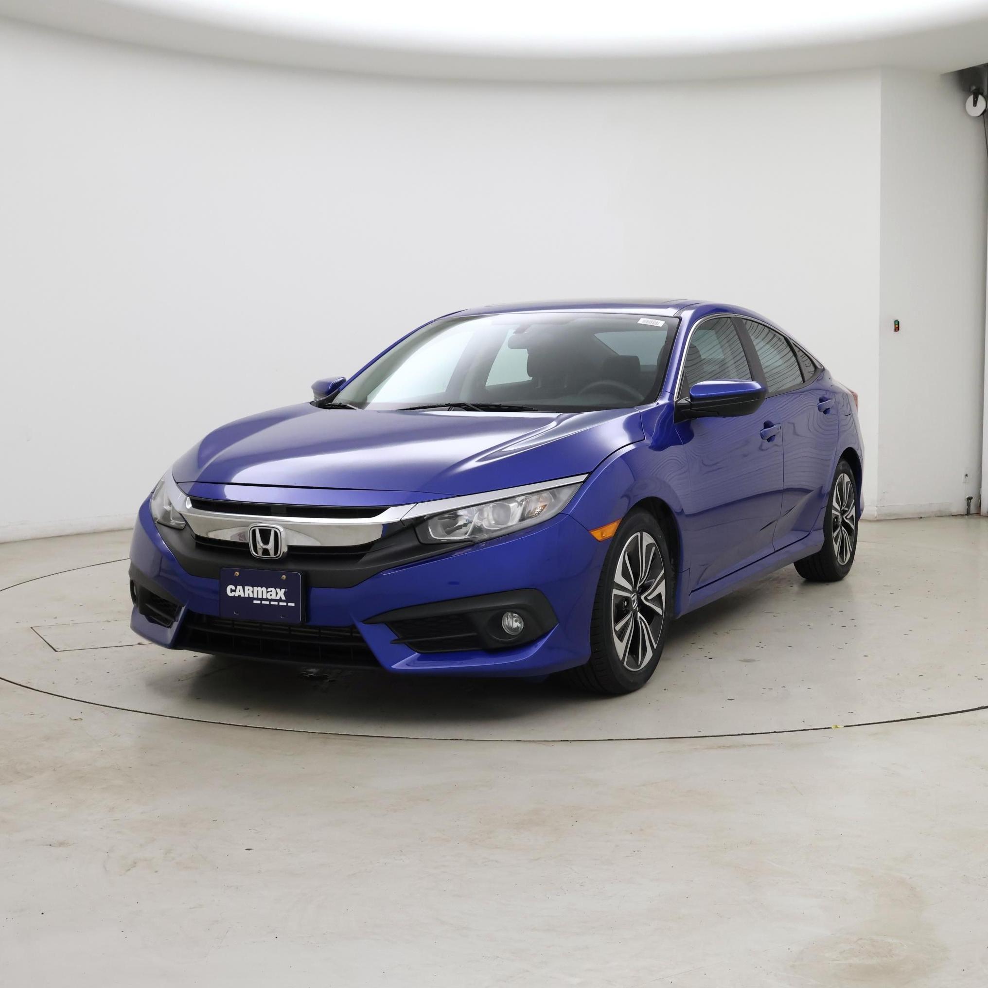 Thumbnail: 2016 Honda Civic - 4