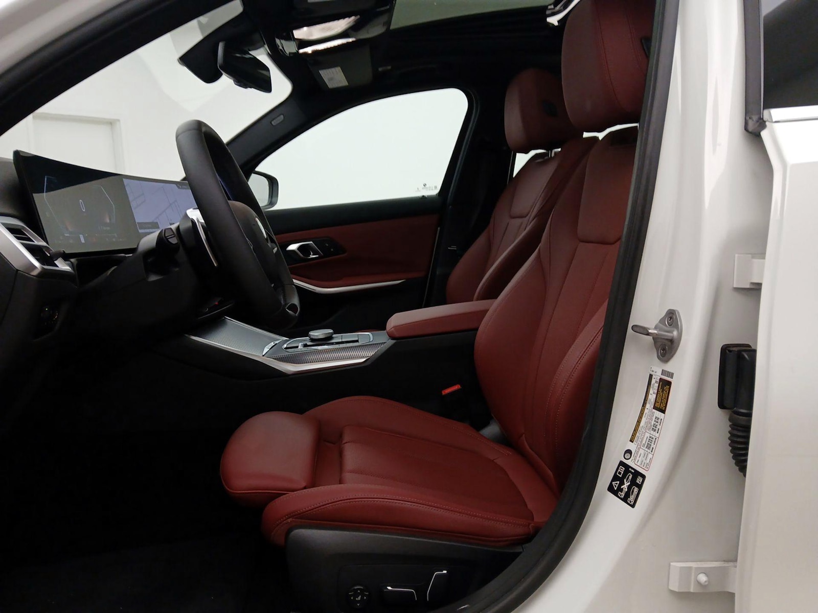 2025 BMW 3 Series 330i - Photo 12