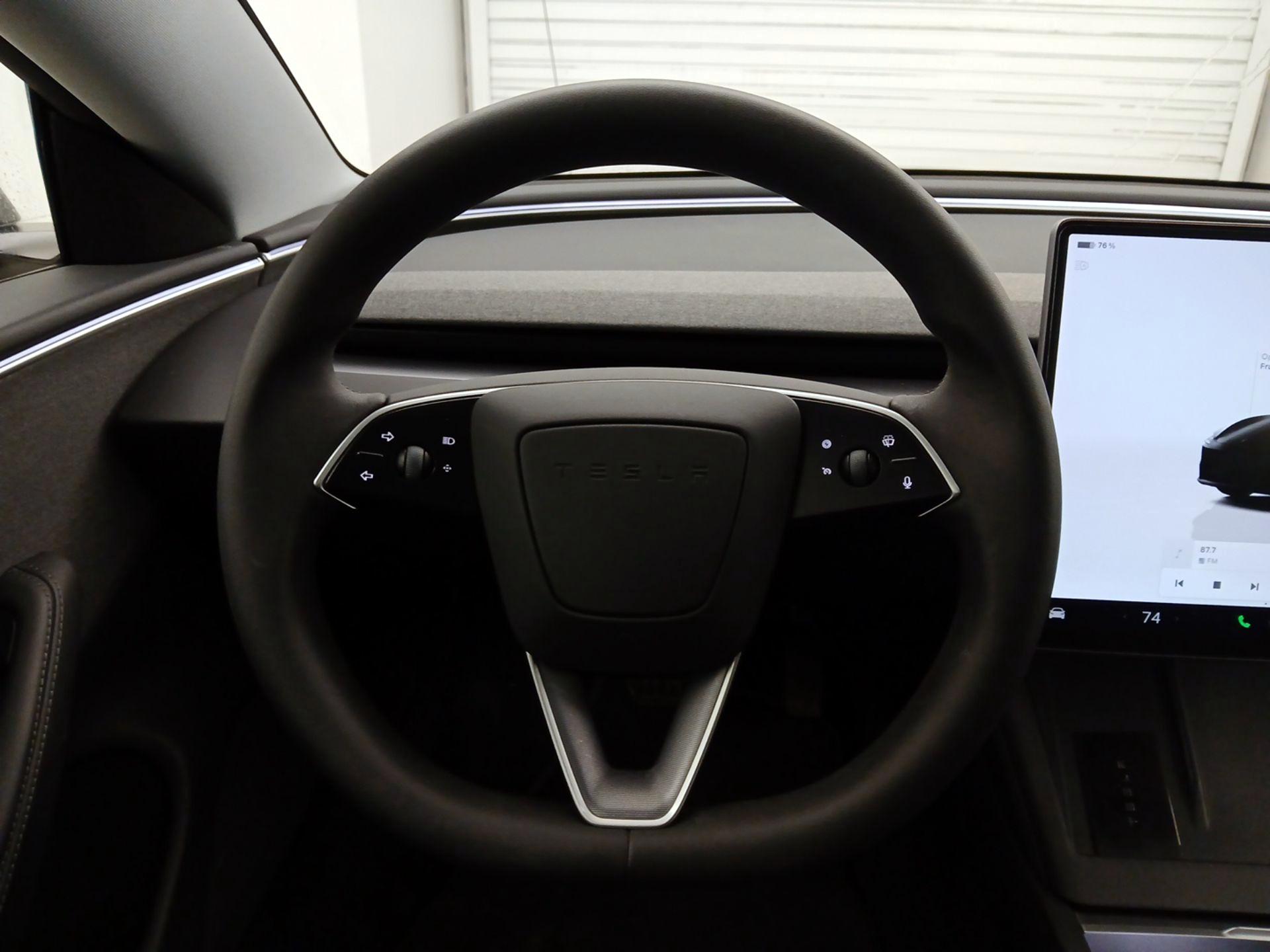 Thumbnail: 2025 Tesla Model 3 - 10